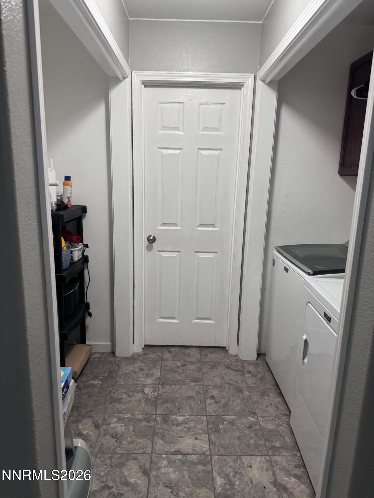 660 Castle Way Property Photo 21
