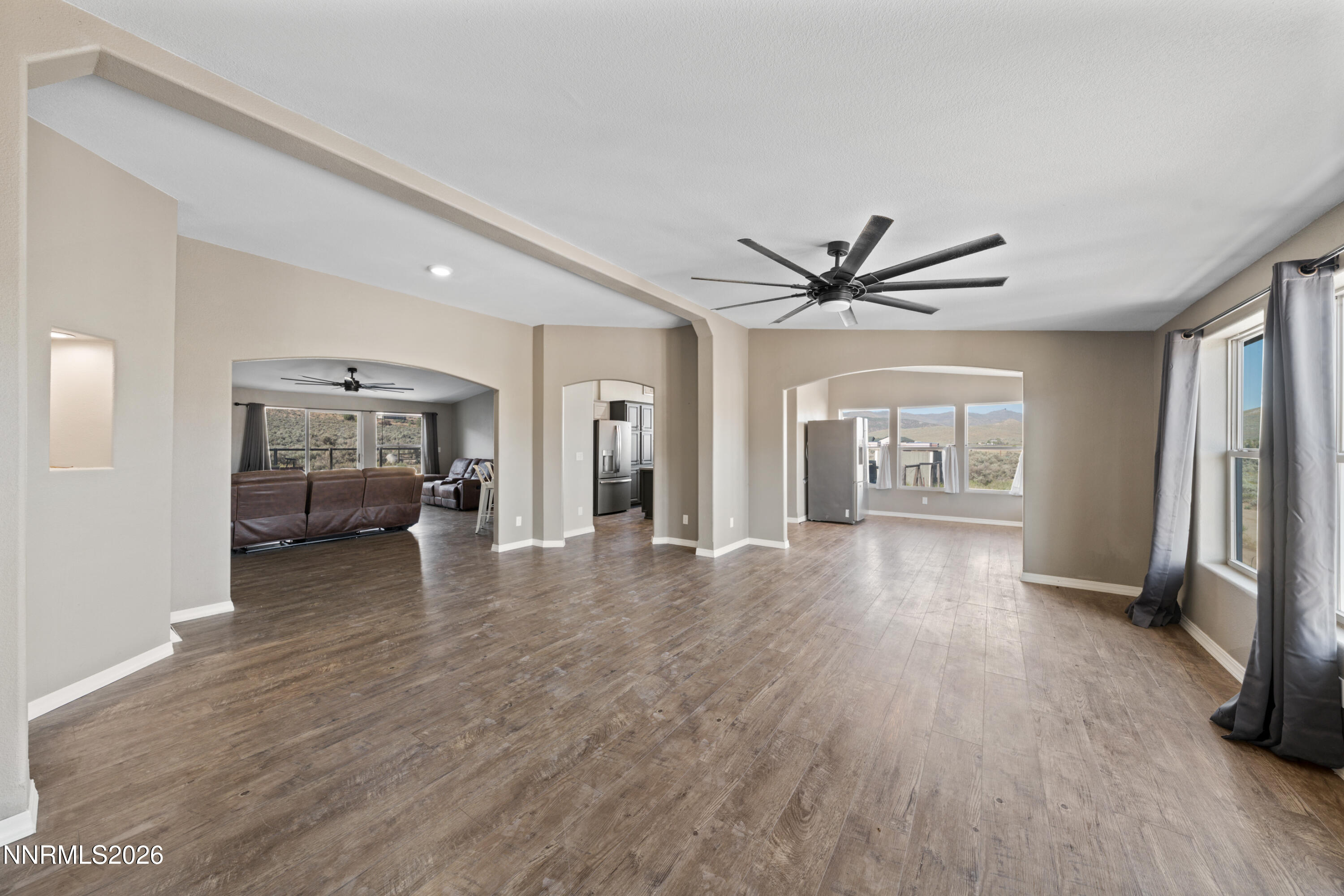 16105 Frontier Road Property Photo 2