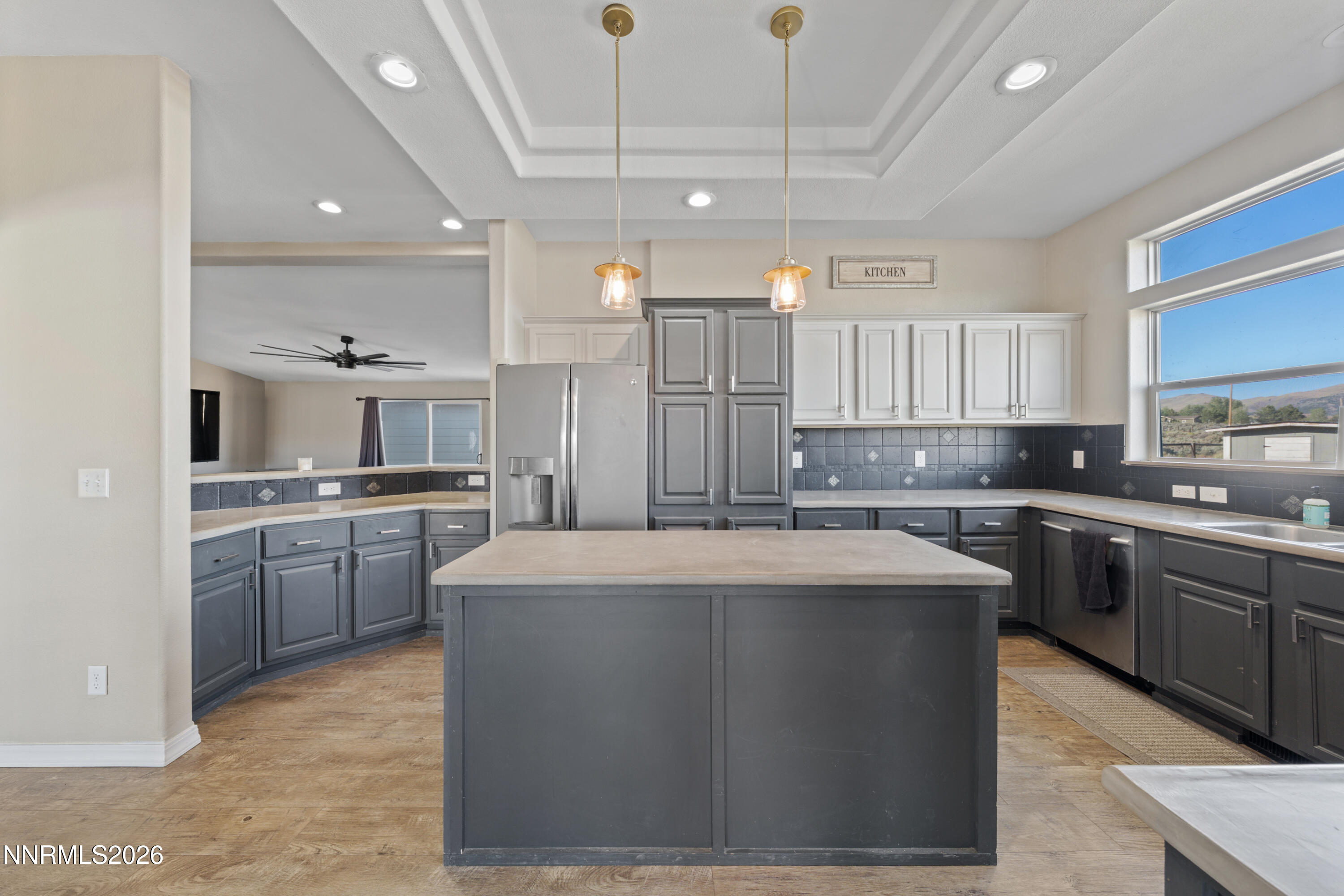 16105 Frontier Road Property Photo 8