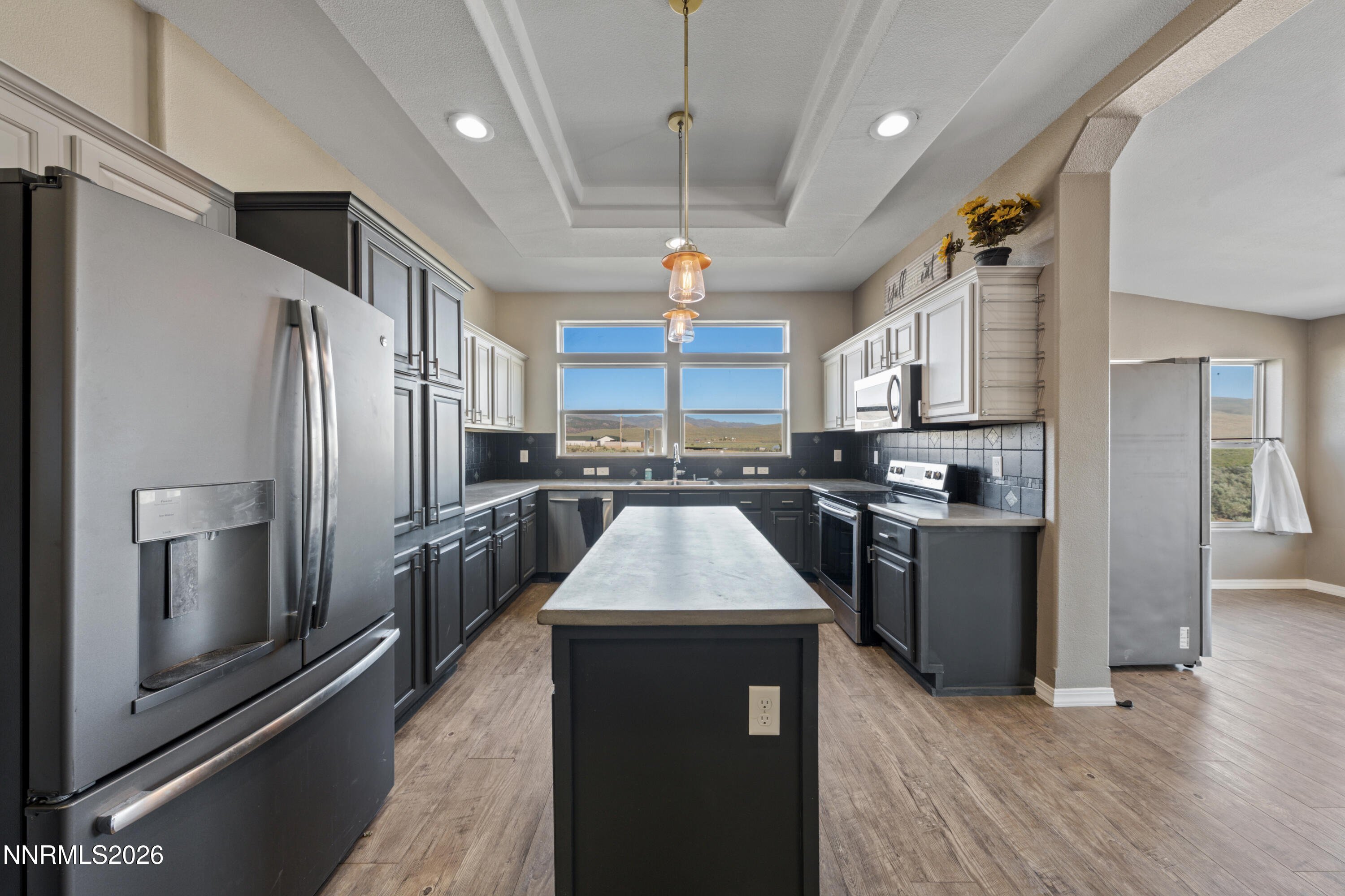 16105 Frontier Road Property Photo 10