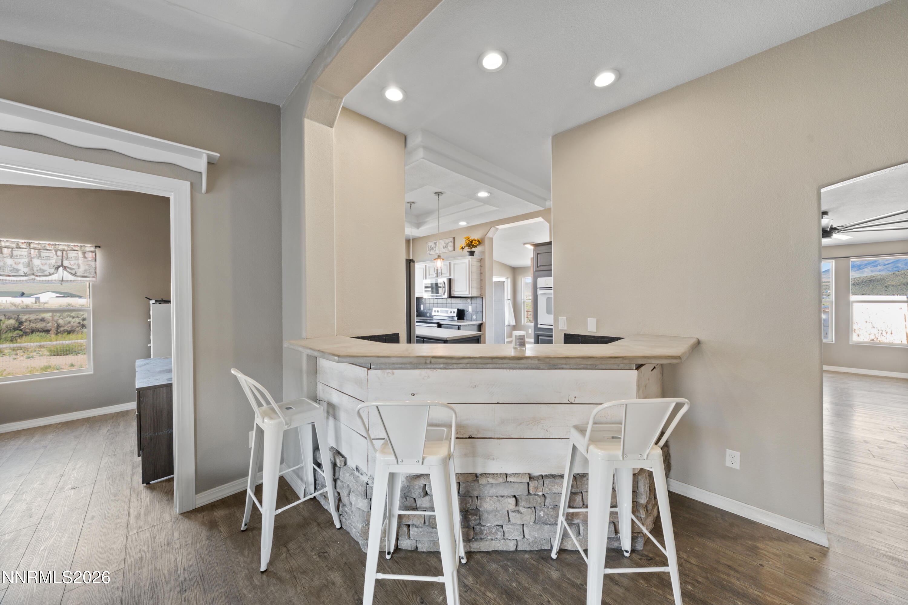 16105 Frontier Road Property Photo 15