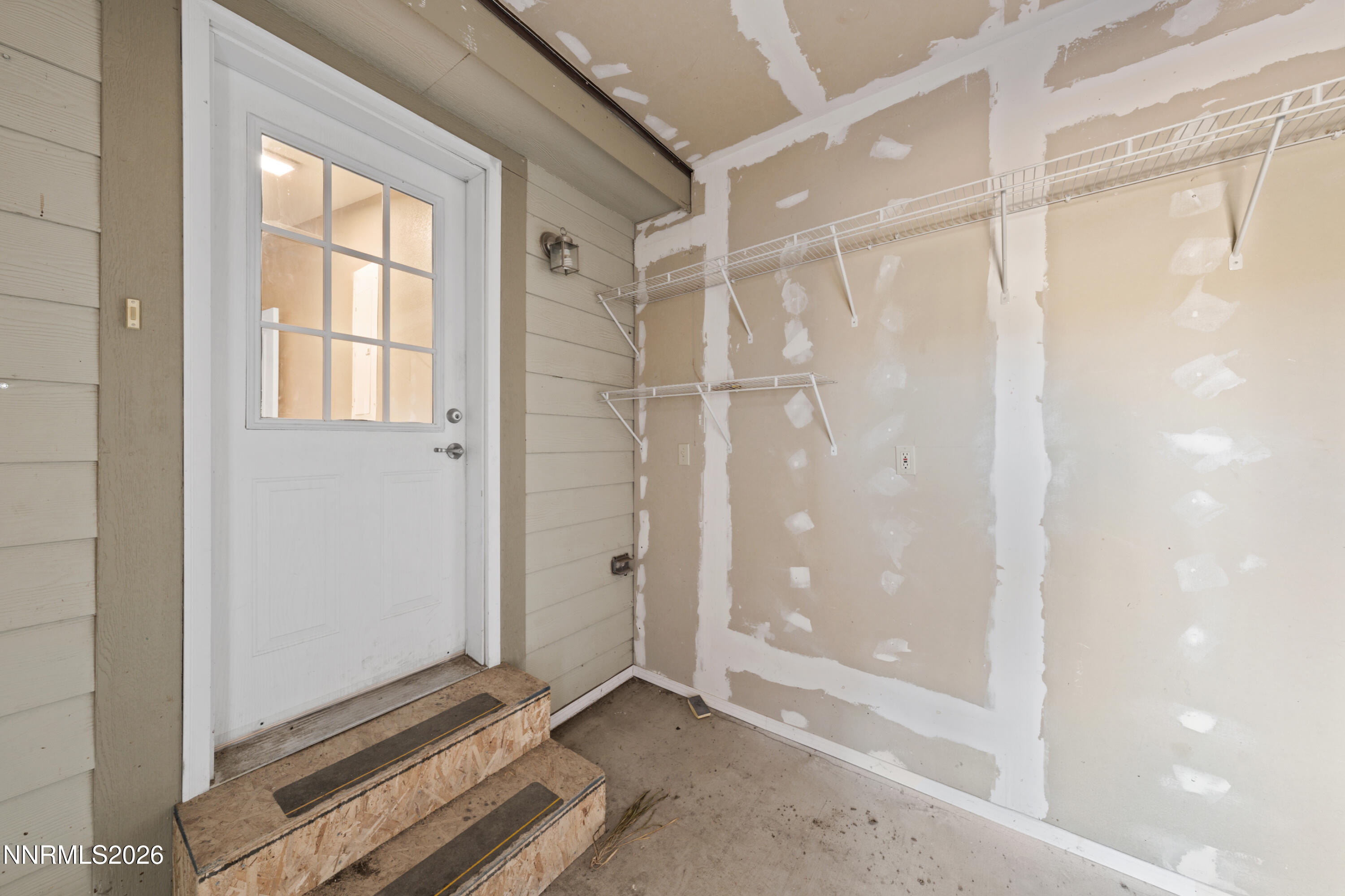 16105 Frontier Road Property Photo 23