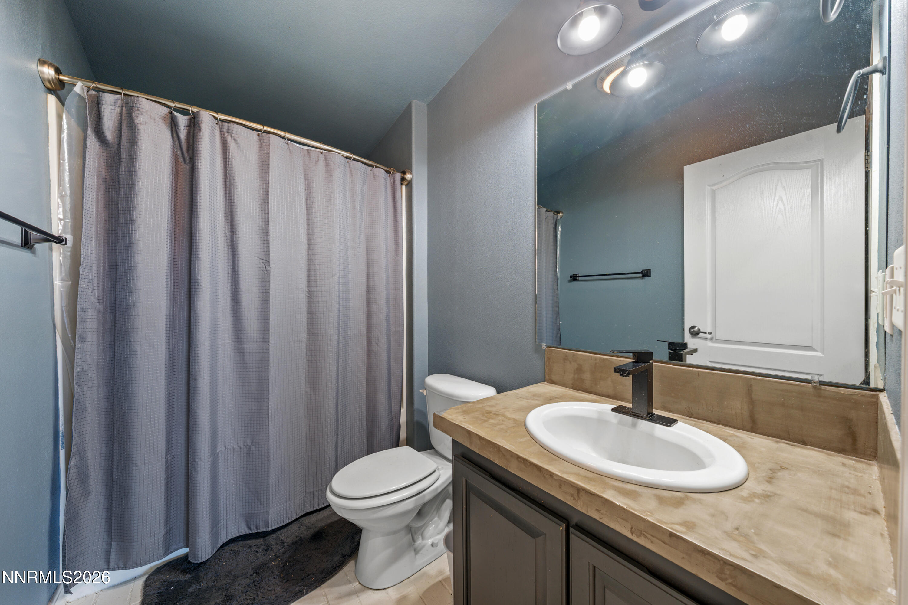 16105 Frontier Road Property Photo 28