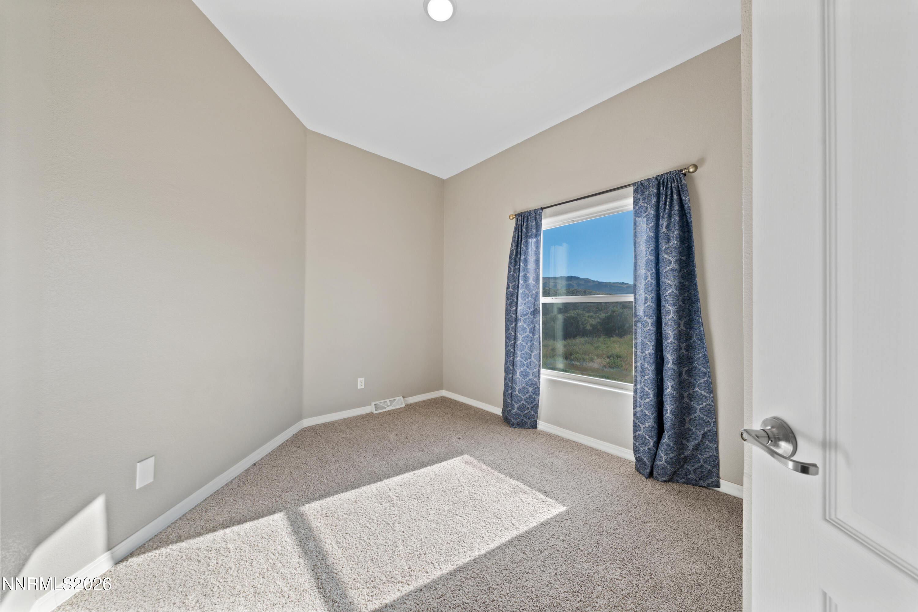 16105 Frontier Road Property Photo 33