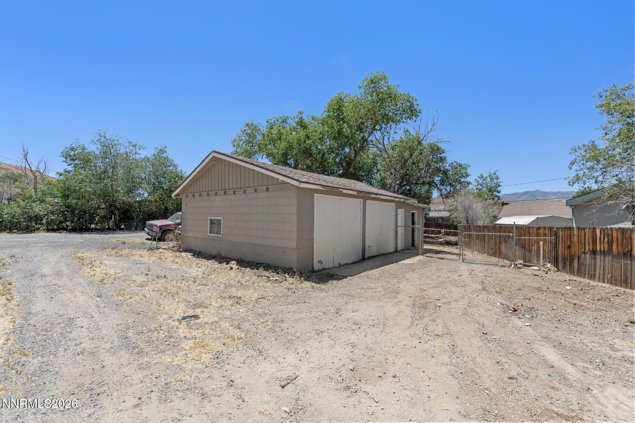 5385 Madeiros Drive Property Photo 6