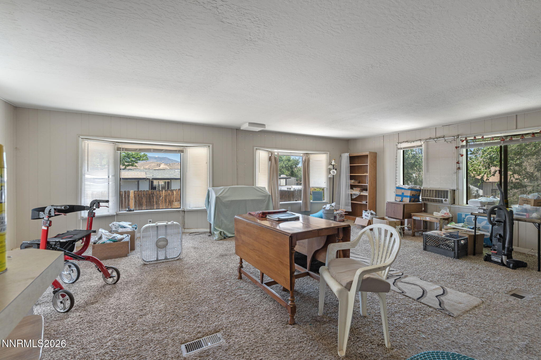 5385 Madeiros Drive Property Photo 15