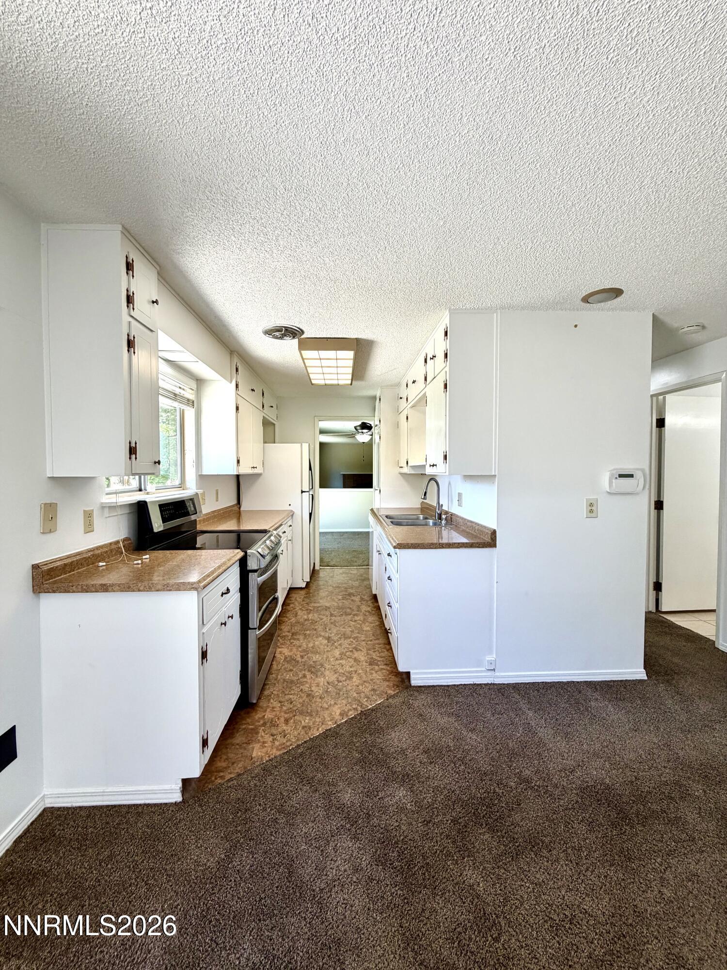 601 Bath Street Property Photo 11