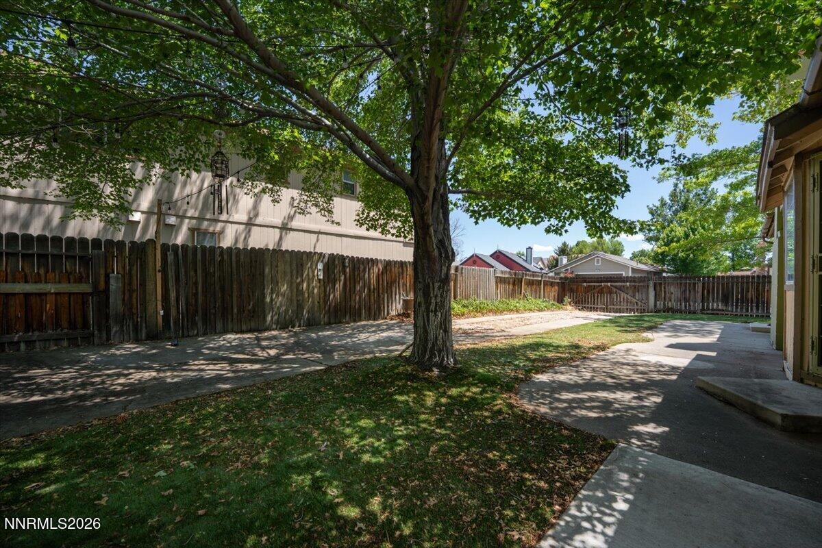 2030 Woodhaven Lane Property Photo 34