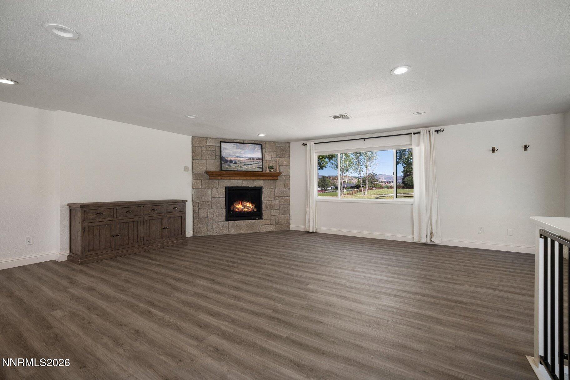 3855 Fairview Road Property Photo 14