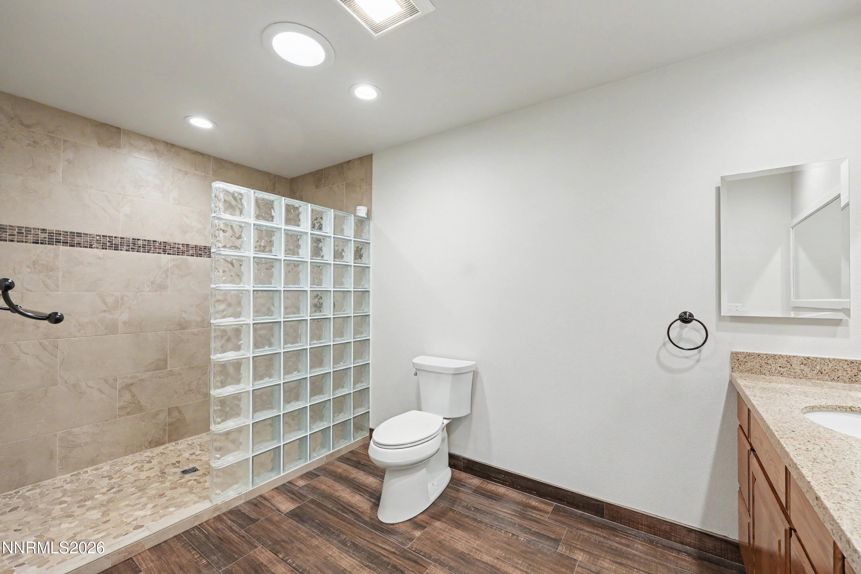670 Hunter Park Way Property Photo 34