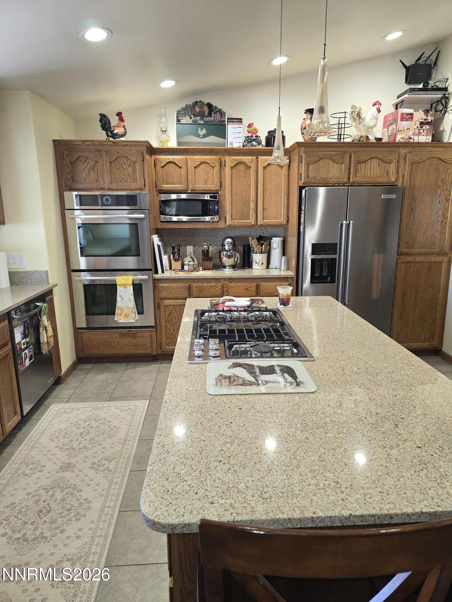 670 Hunter Park Way Property Photo 35