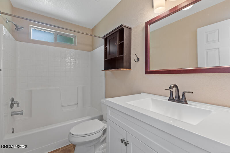 923 Ranchview Circle Property Photo 9