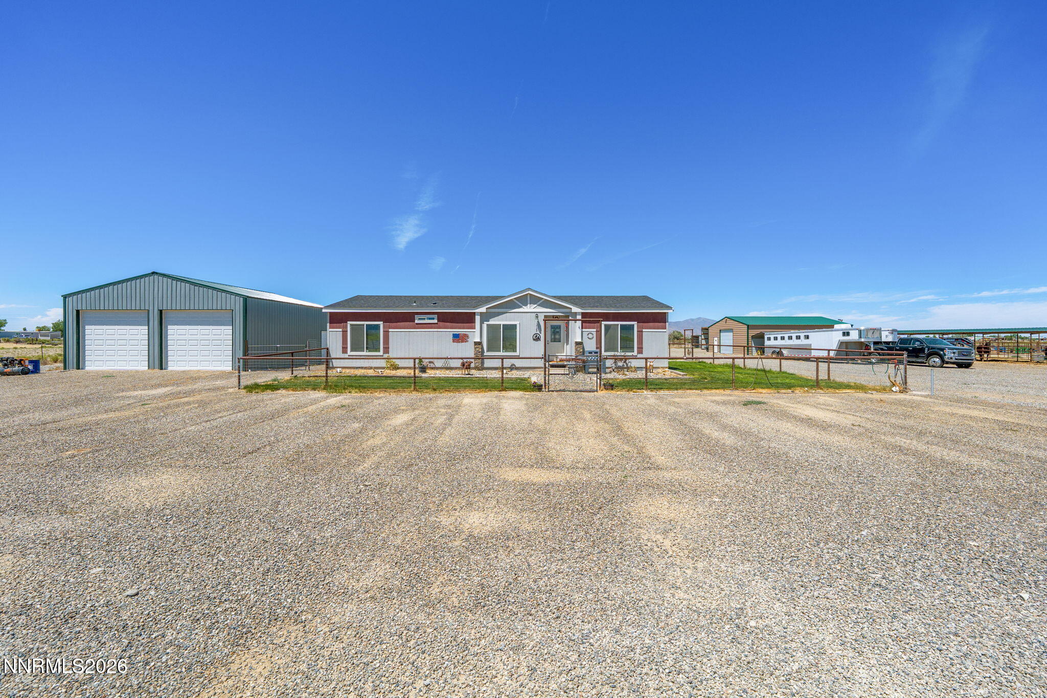 1729 2300 E Street Property Photo 1
