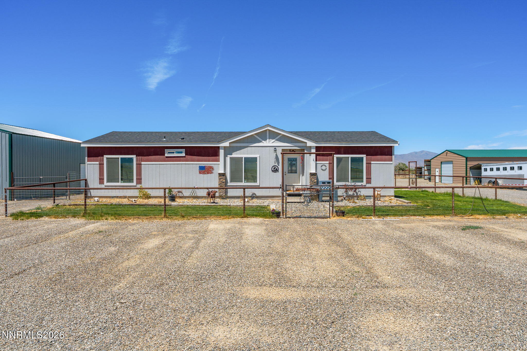 1729 2300 E Street Property Photo 6