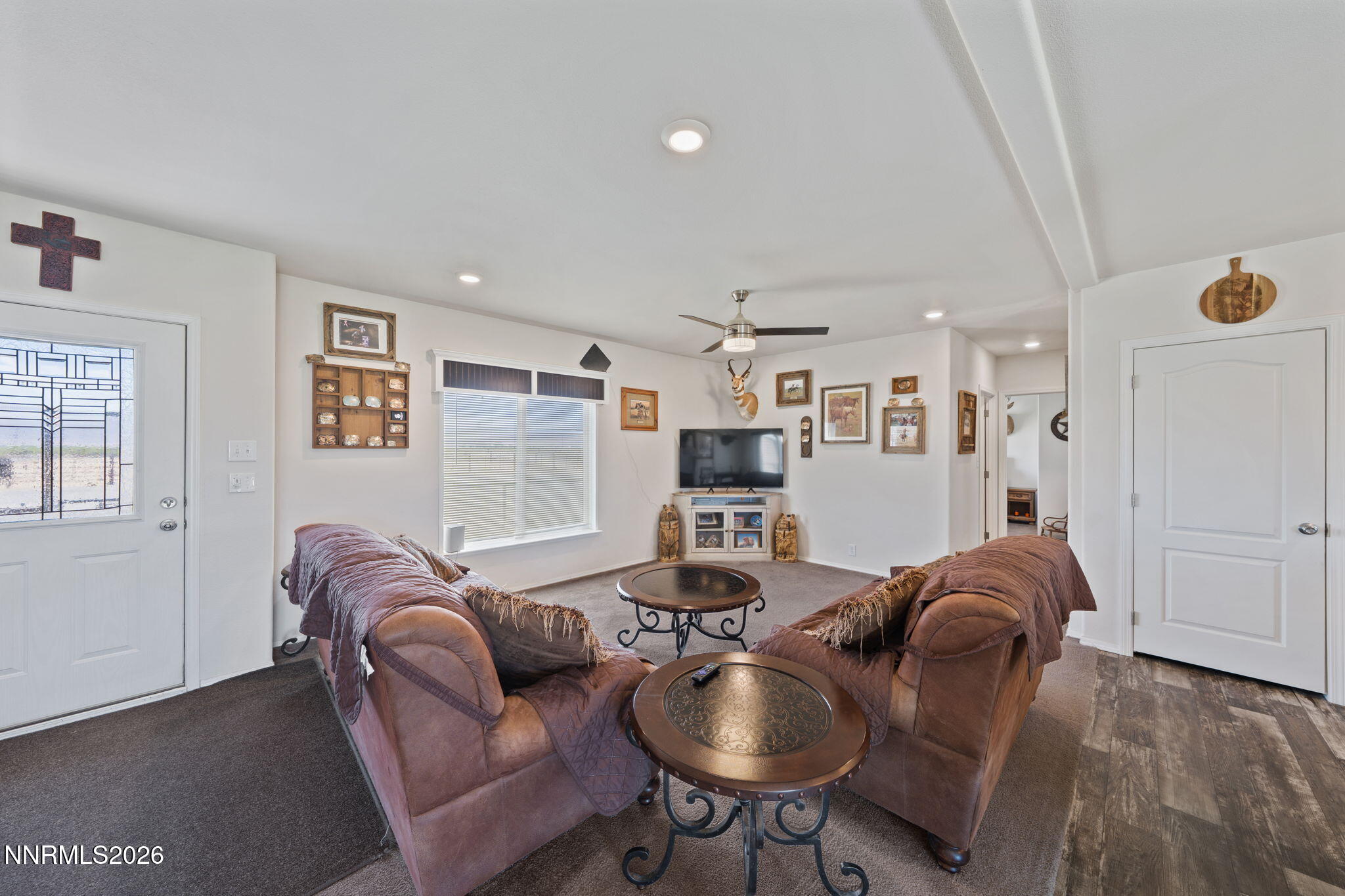 1729 2300 E Street Property Photo 14