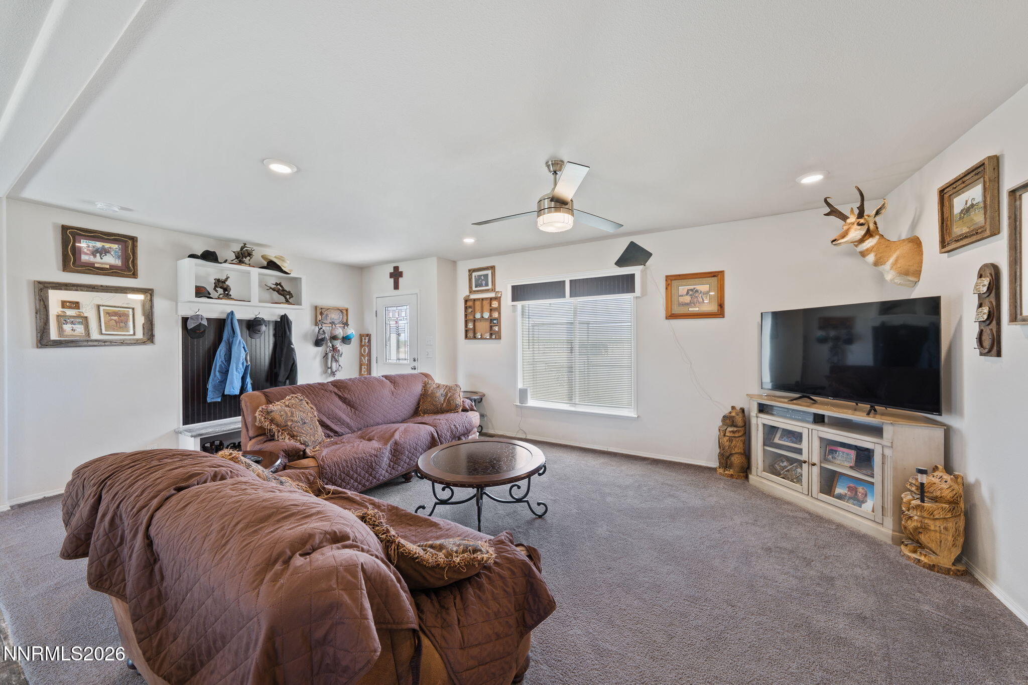 1729 2300 E Street Property Photo 15