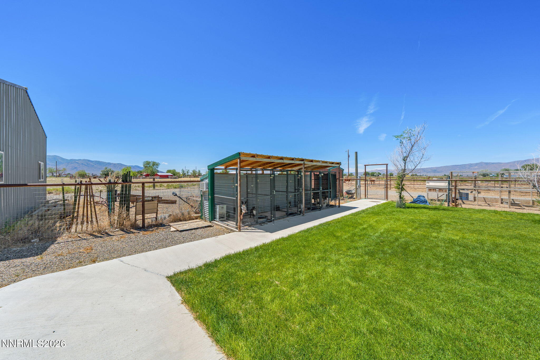 1729 2300 E Street Property Photo 52