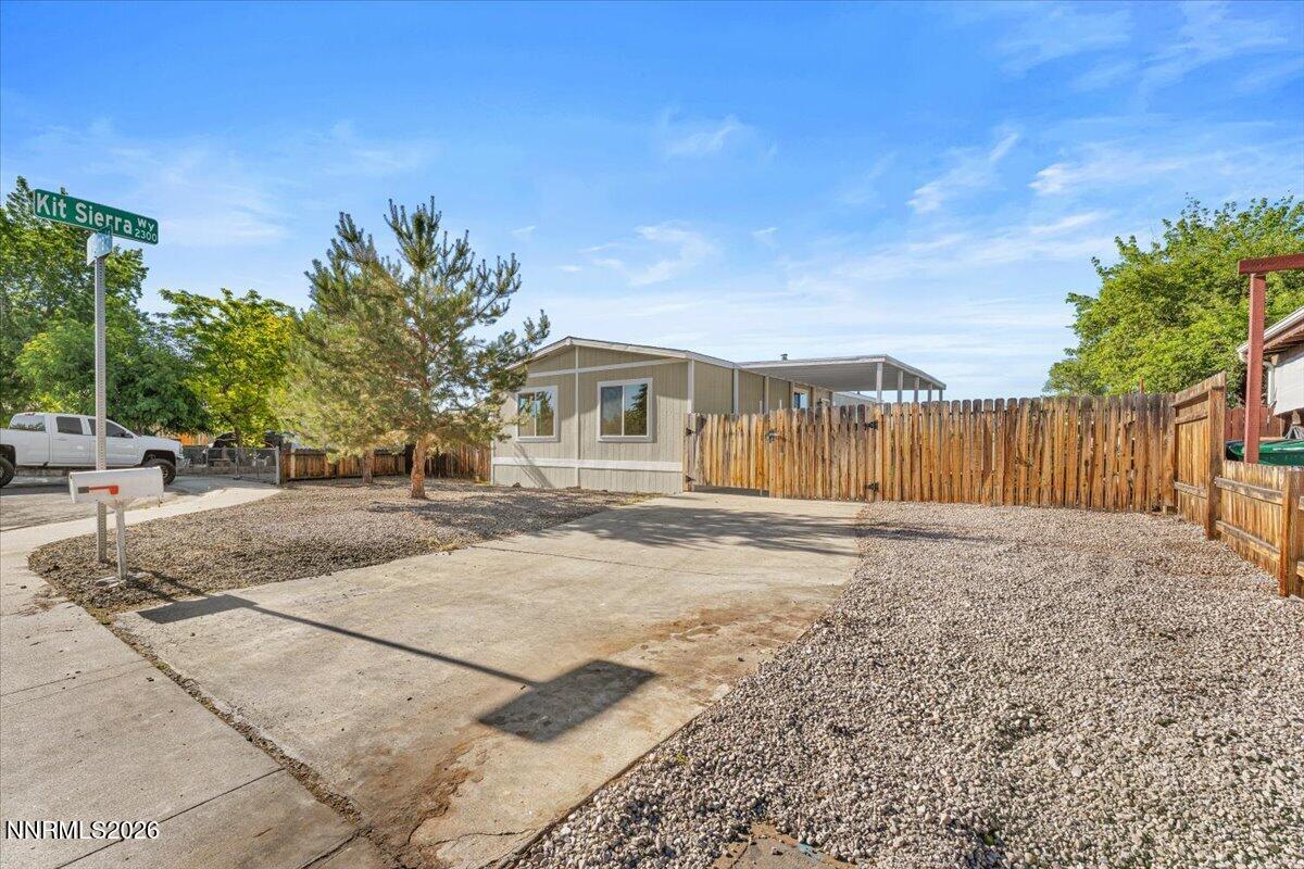 37 Kit Sierra Loop Property Photo 3