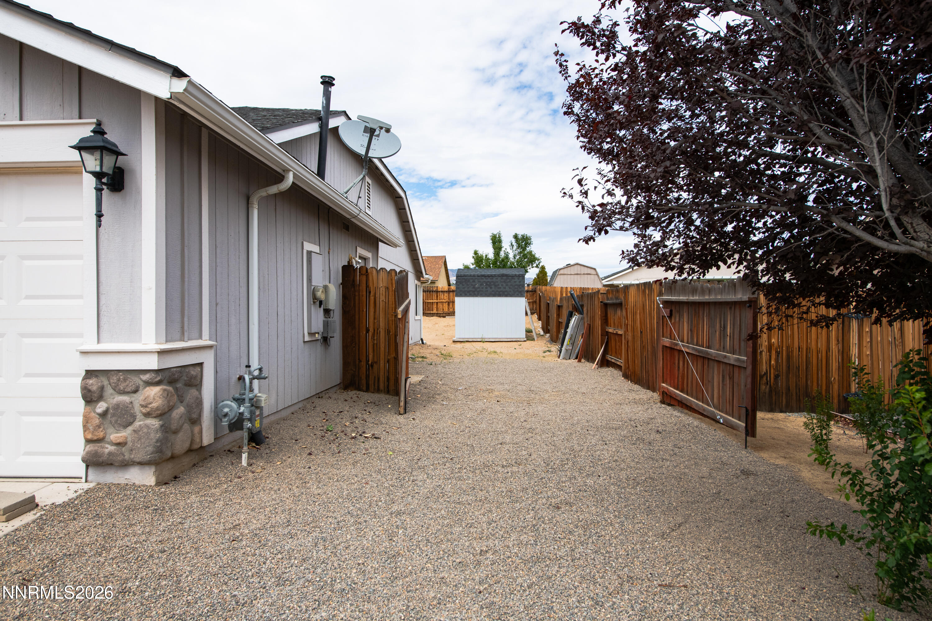 832 Laca Street Property Photo 5