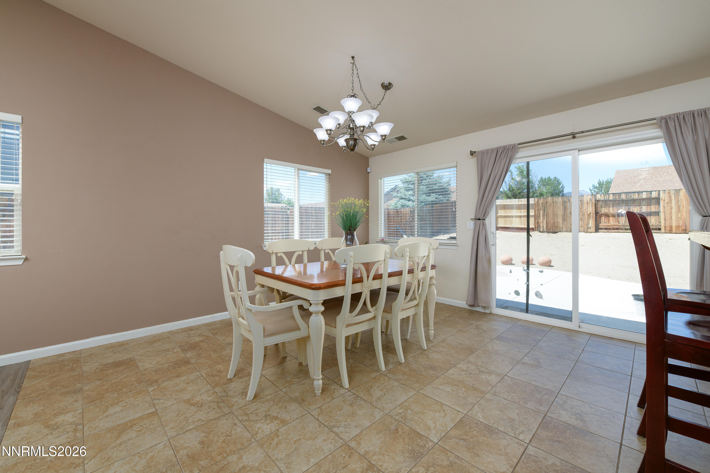 832 Laca Street Property Photo 10