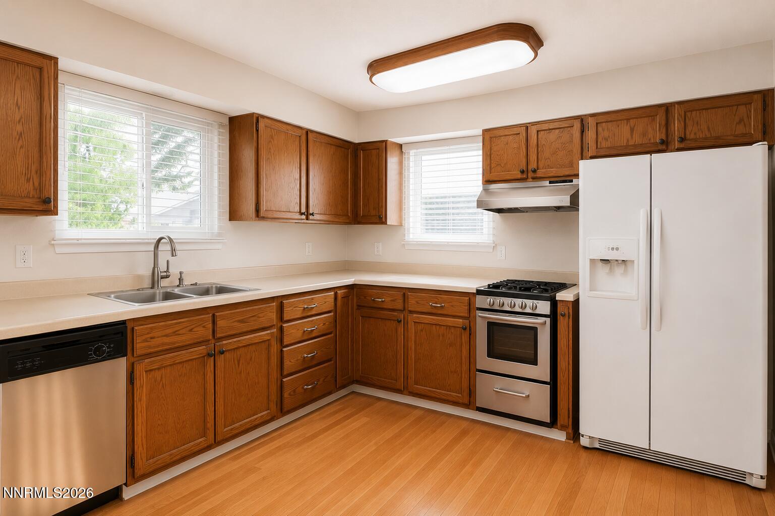 212 E Long Street Property Photo 6