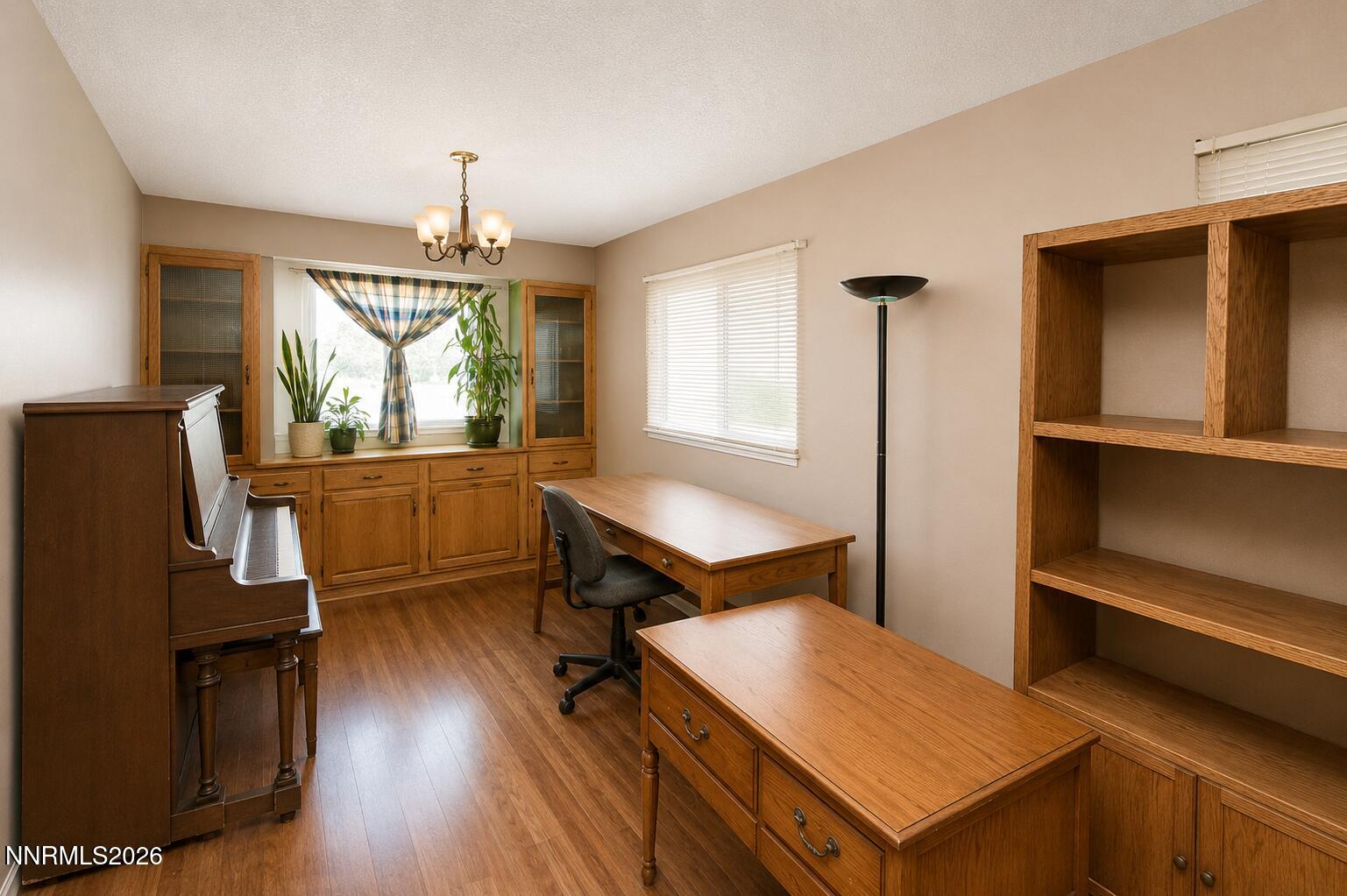 212 E Long Street Property Photo 16