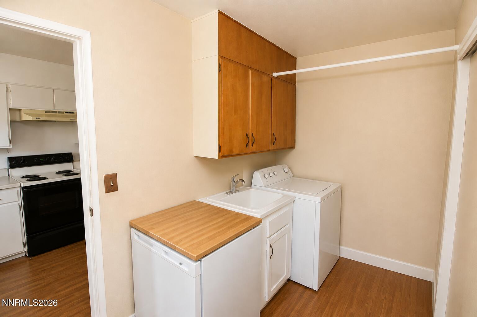 212 E Long Street Property Photo 20