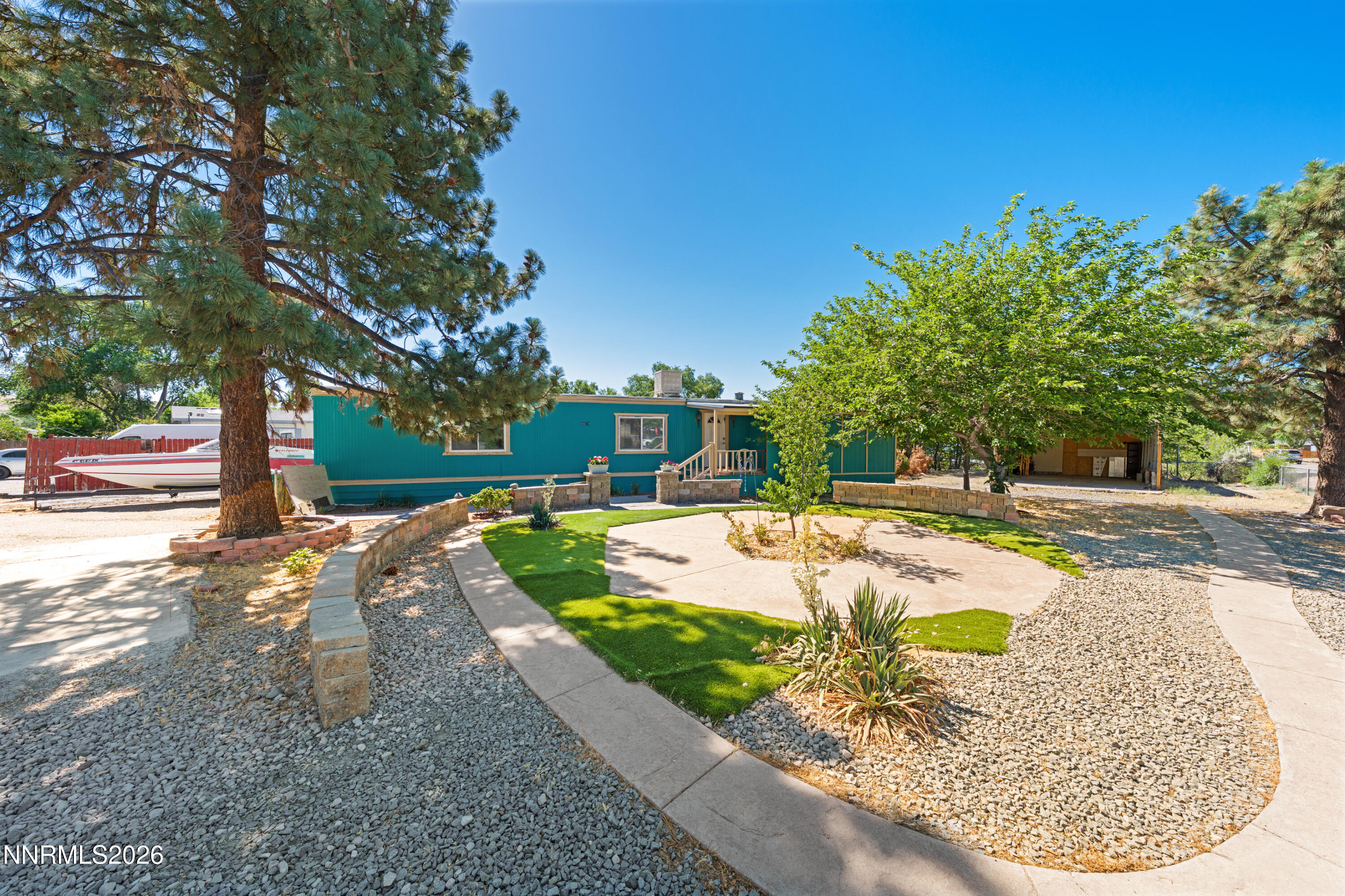 5670 Lupin Drive Property Photo 6