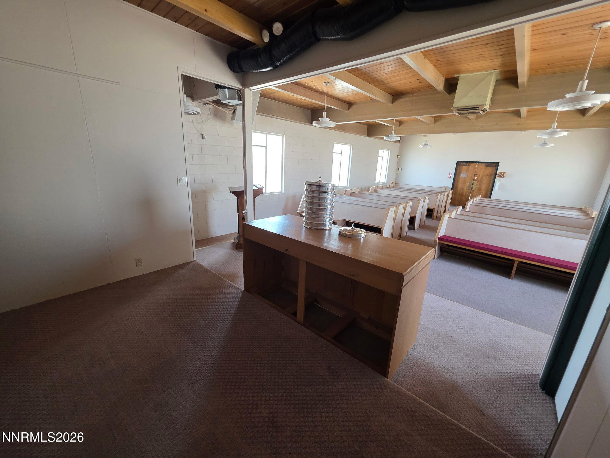 290 S West Street Property Photo 6