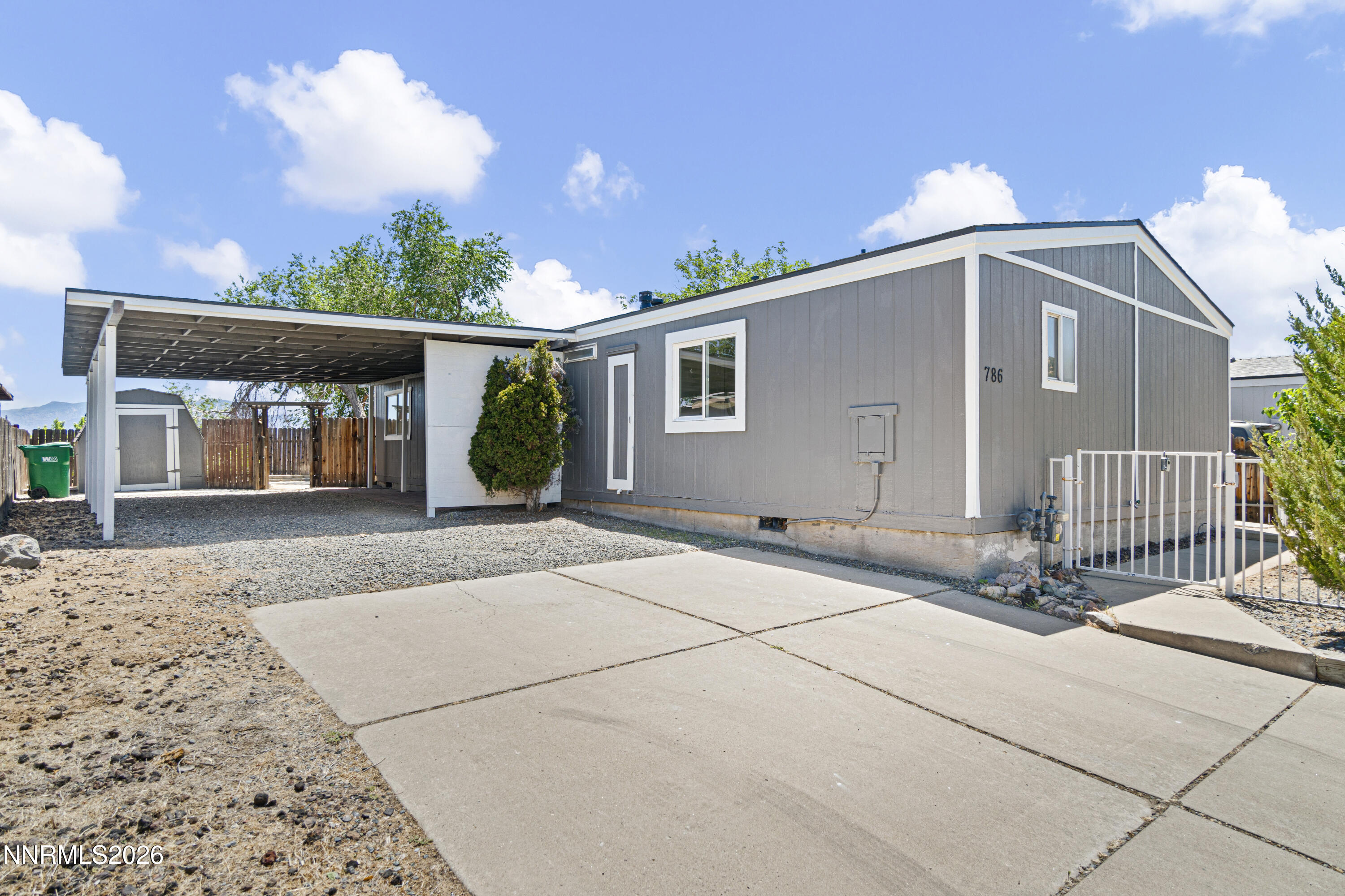 786 Chari Drive Property Photo 4