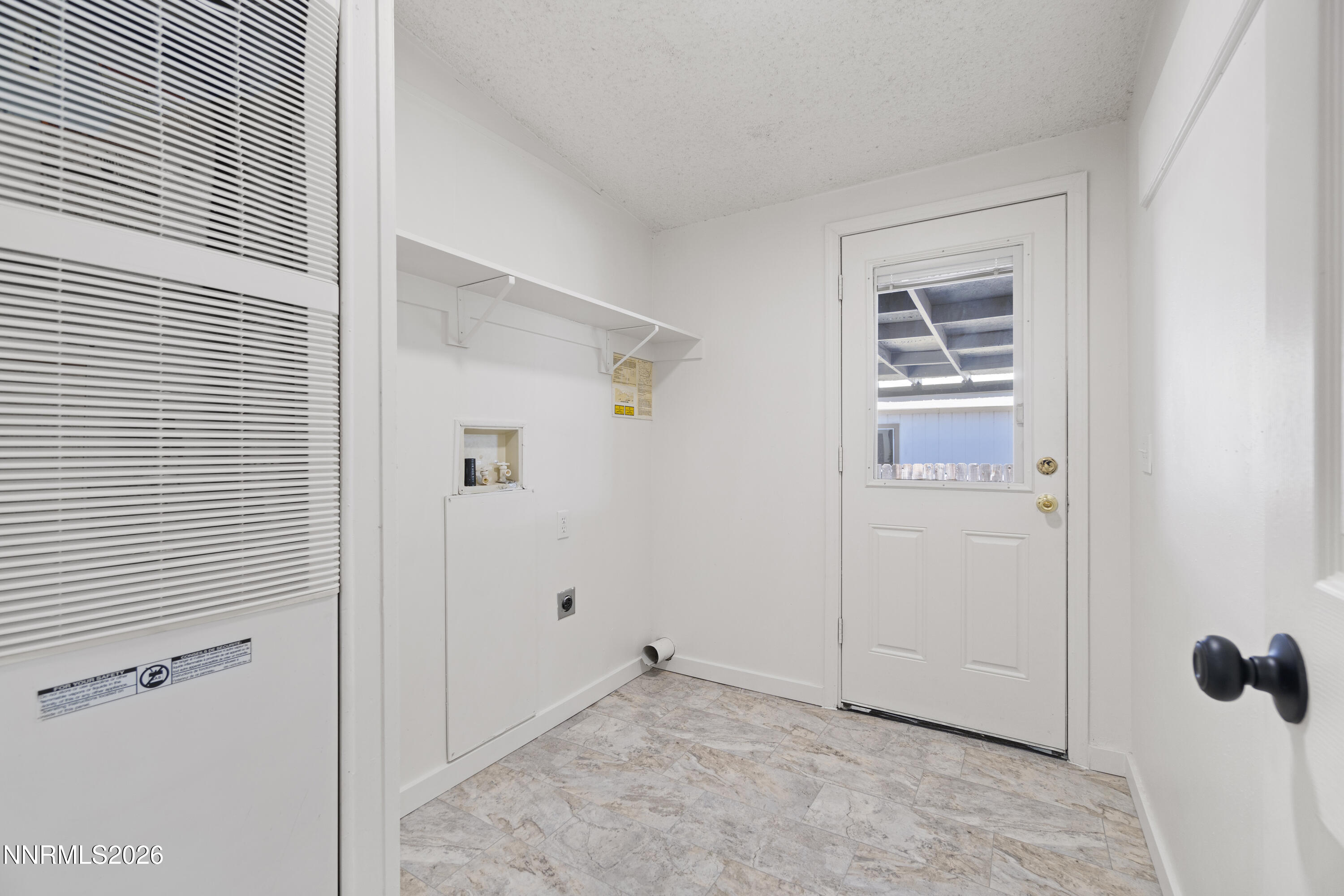 786 Chari Drive Property Photo 14