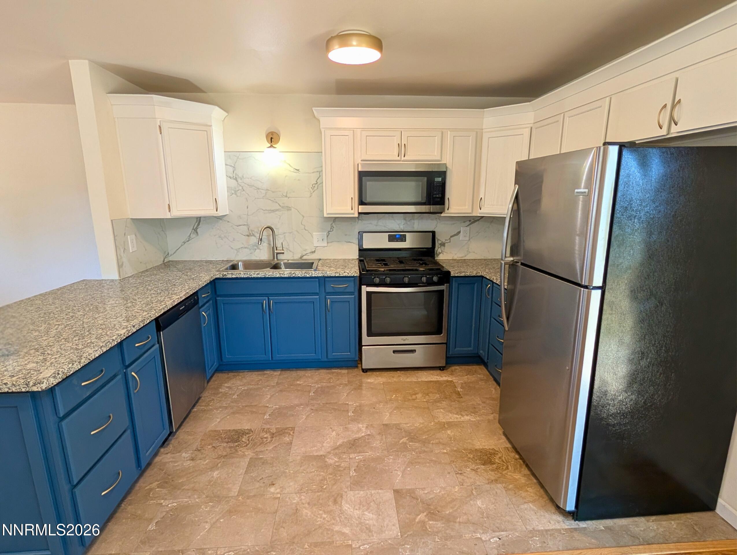 700 H Street Property Photo 5