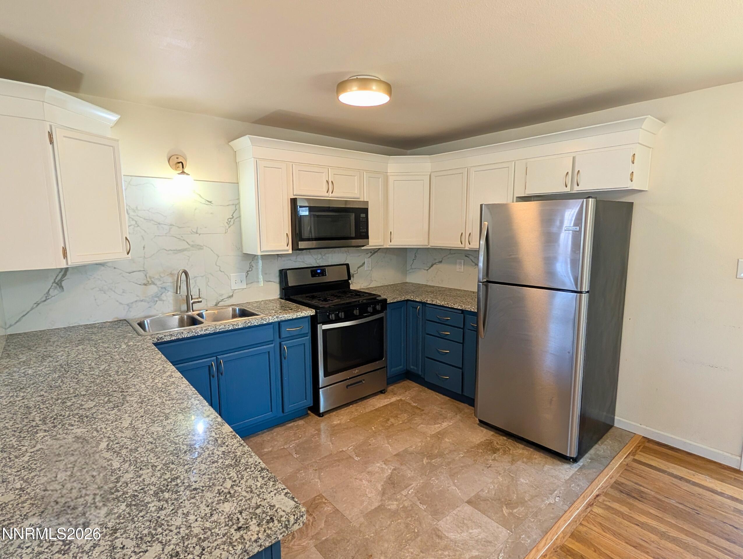 700 H Street Property Photo 6