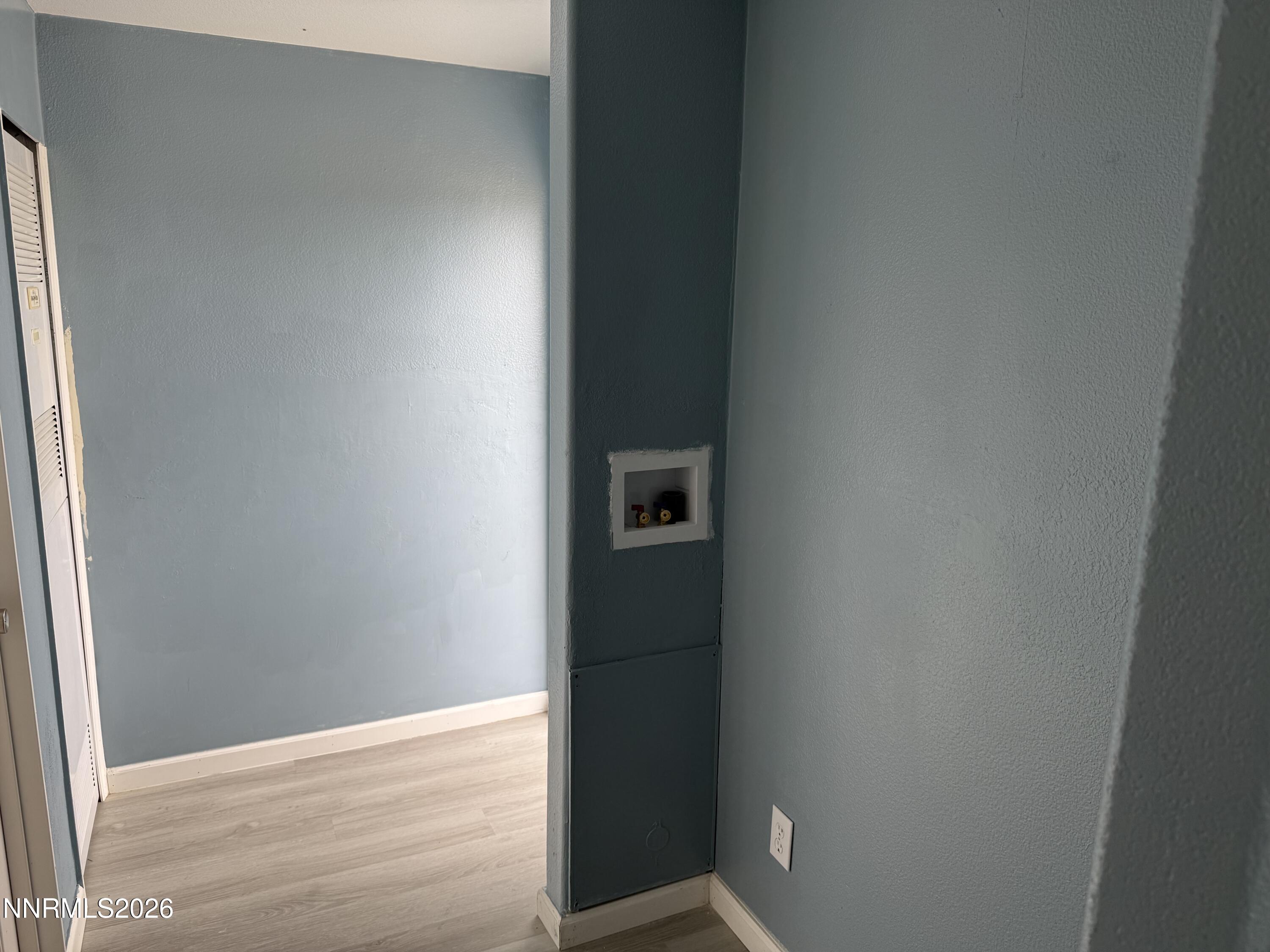 2100 E Badger Street Property Photo 6