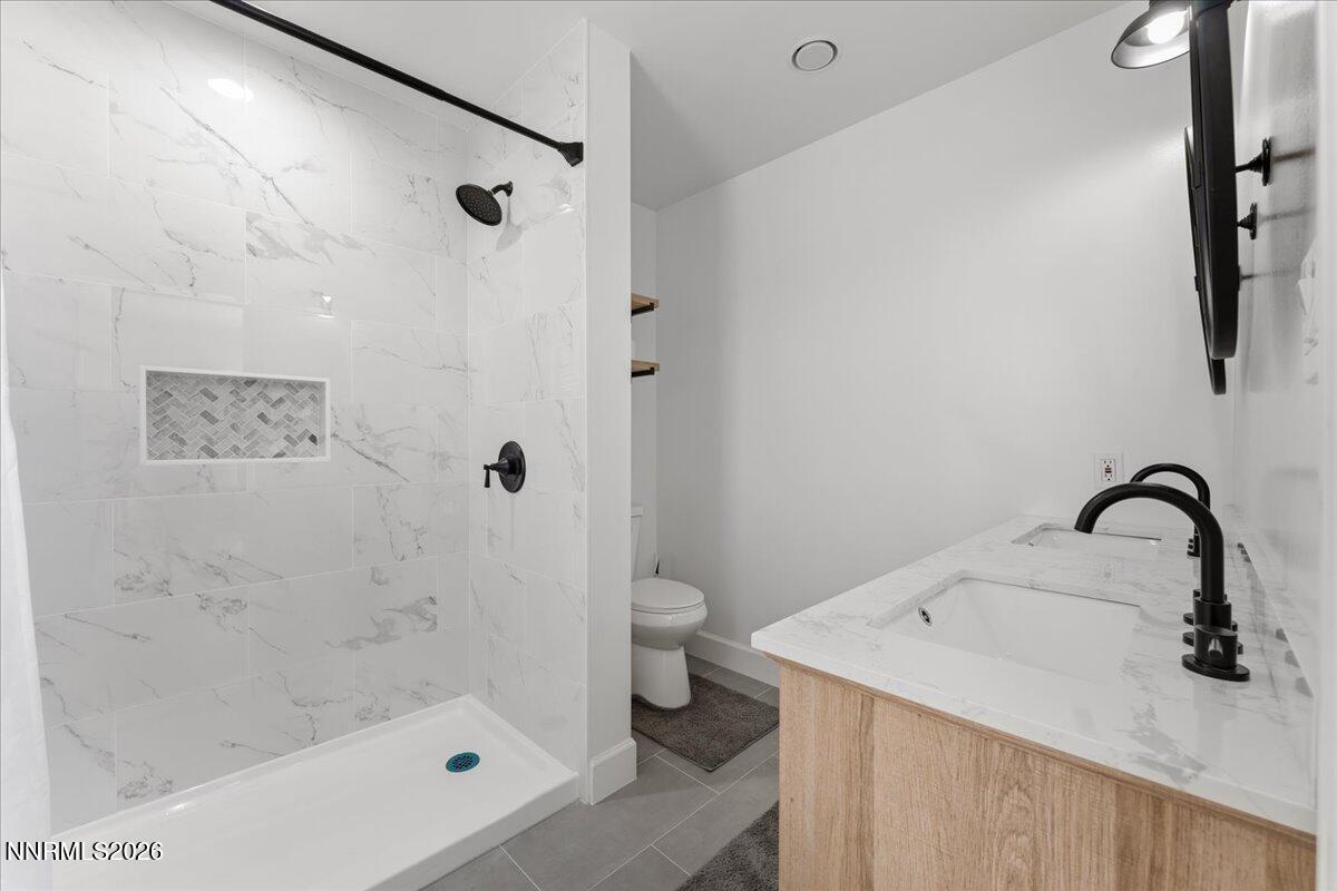 10400 Adobe Drive Property Photo 19