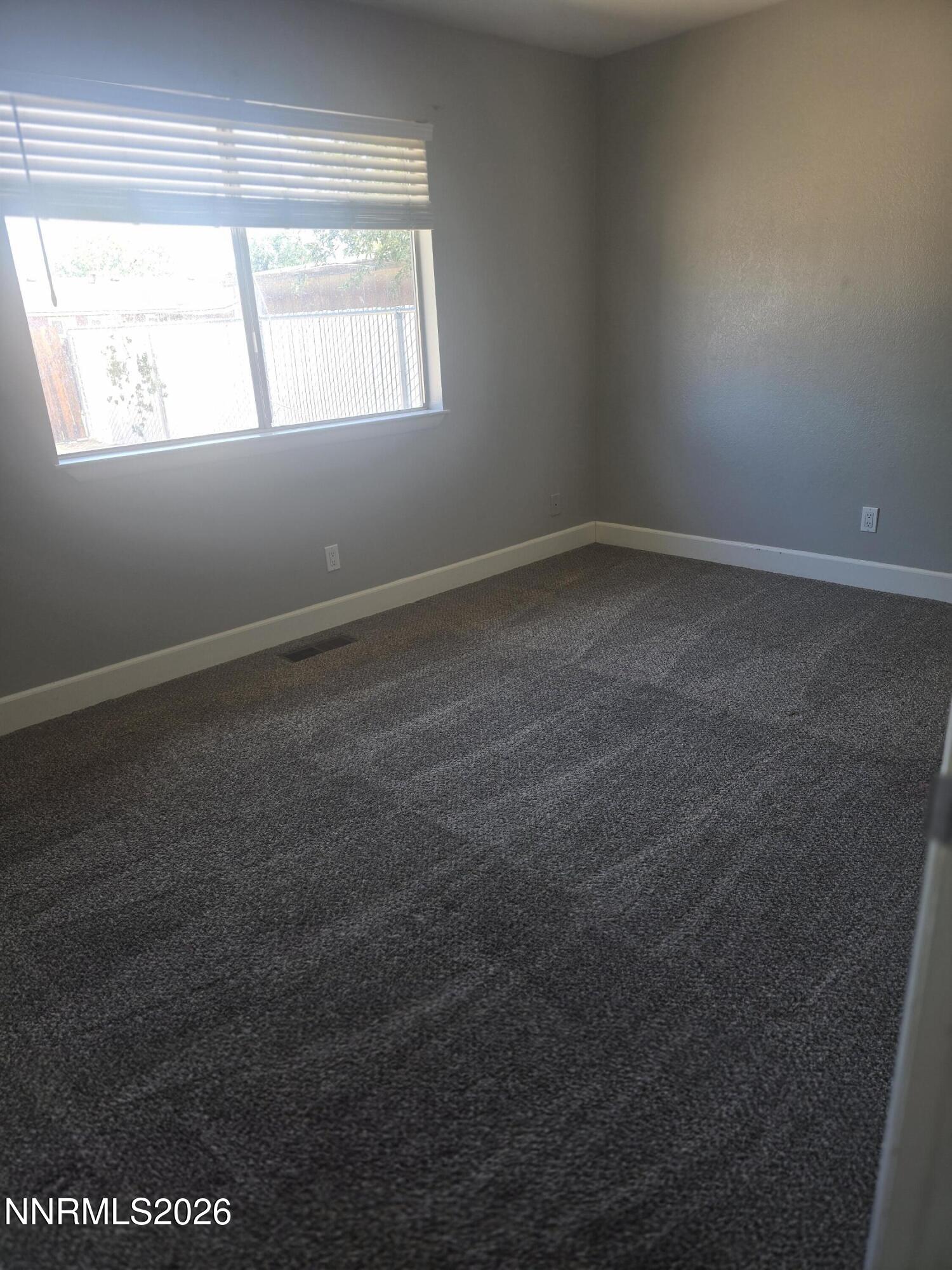 1060 S Lee Avenue Property Photo 16