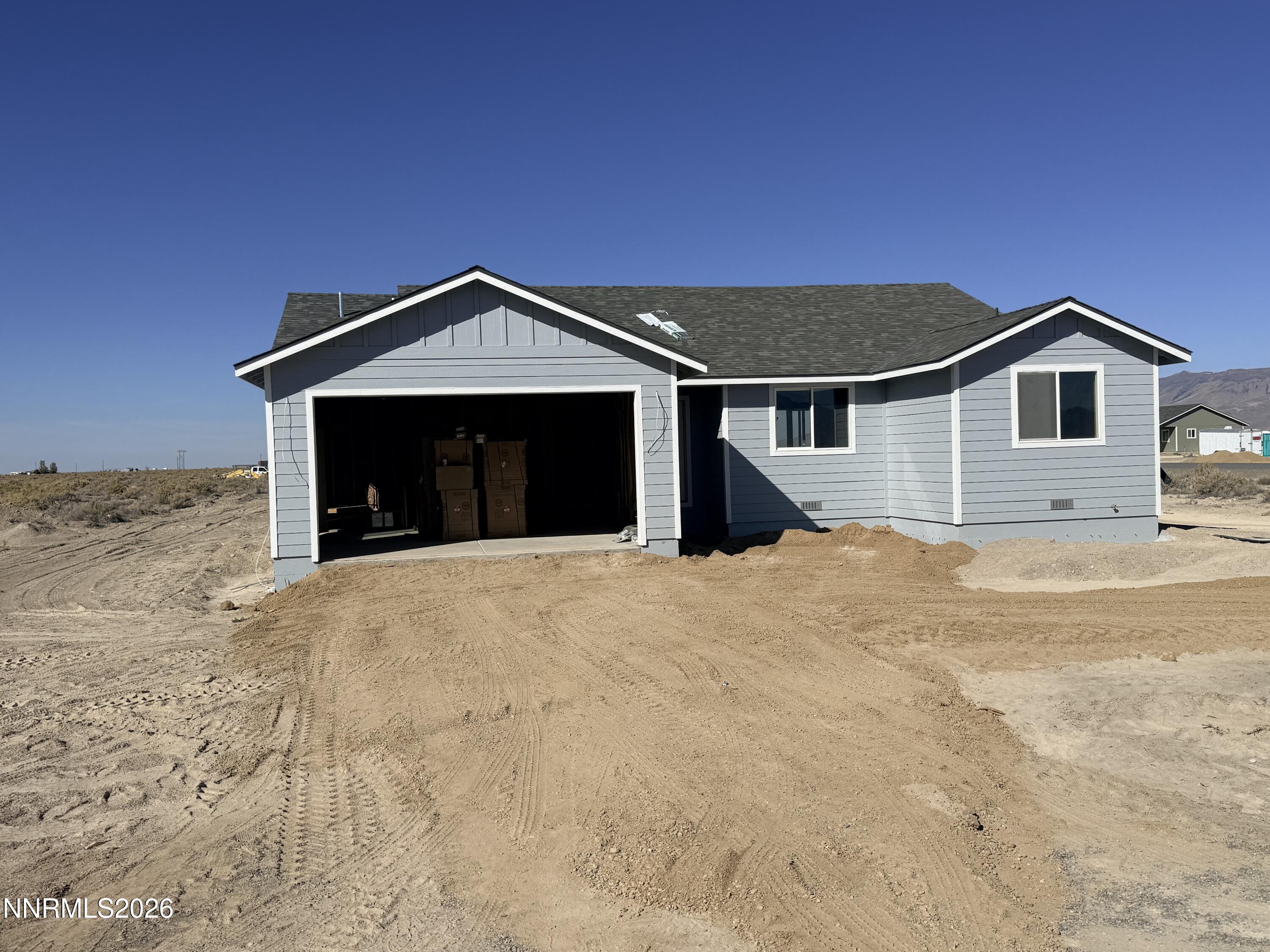 435 Emerald Court Property Photo 1
