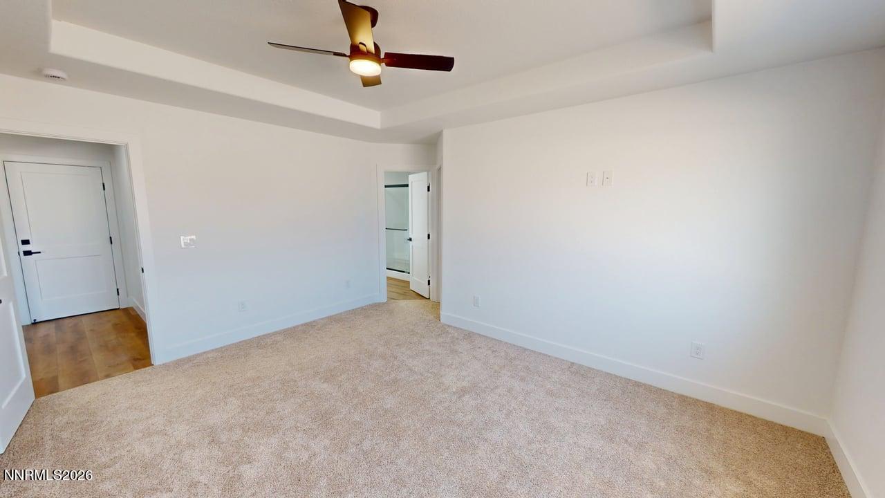 435 Emerald Court Property Photo 13