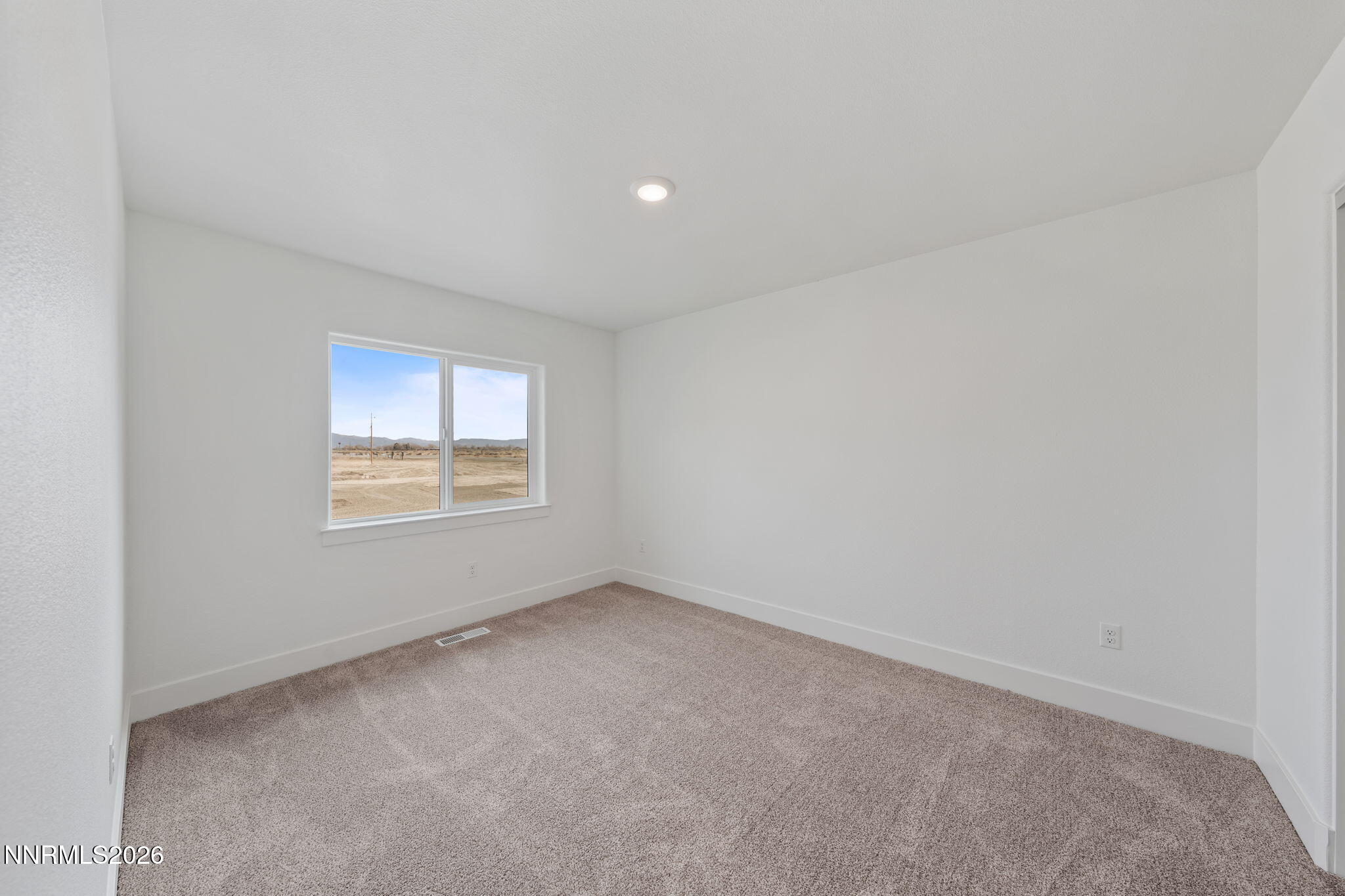 430 Emerald Court Property Photo 17