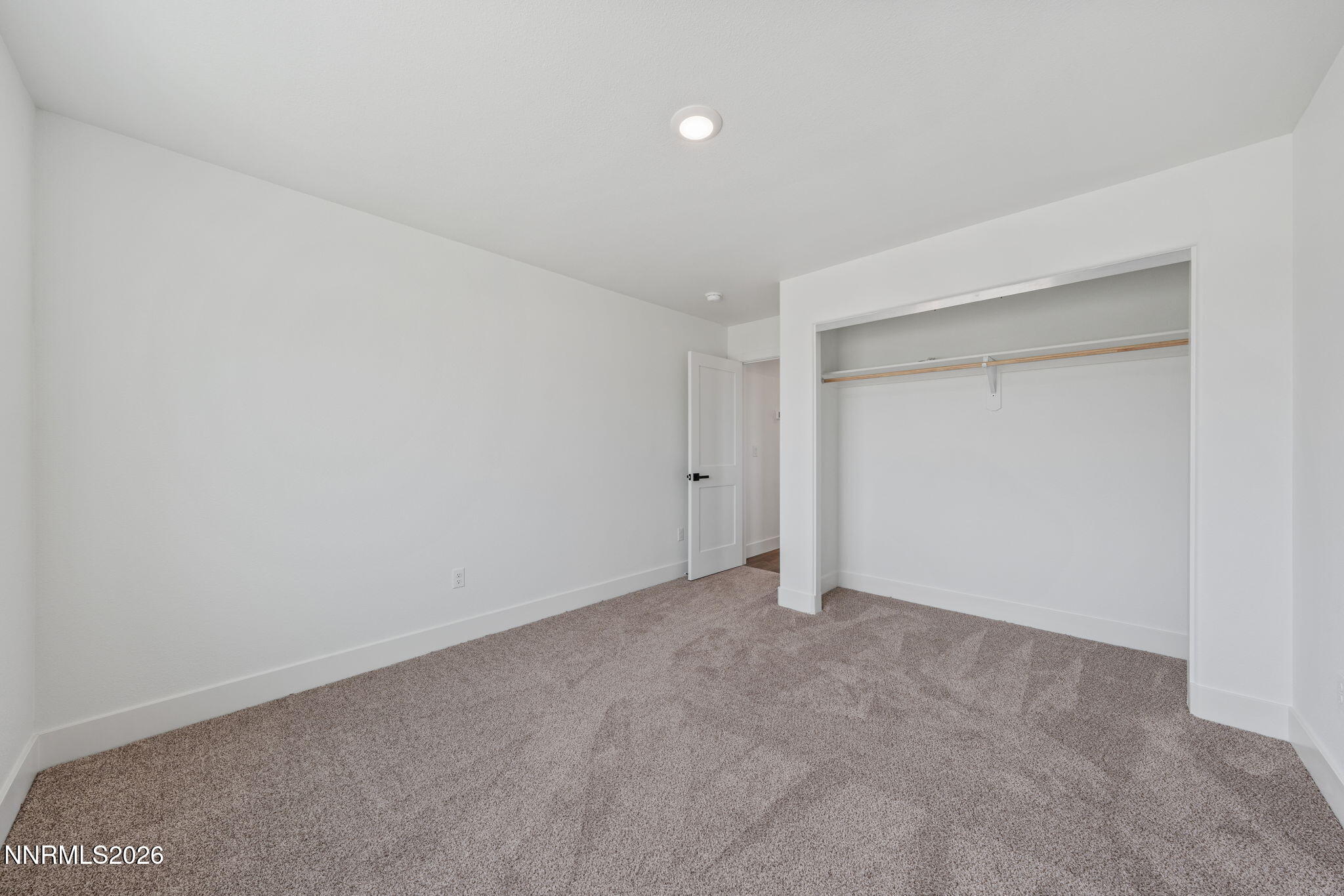 430 Emerald Court Property Photo 20