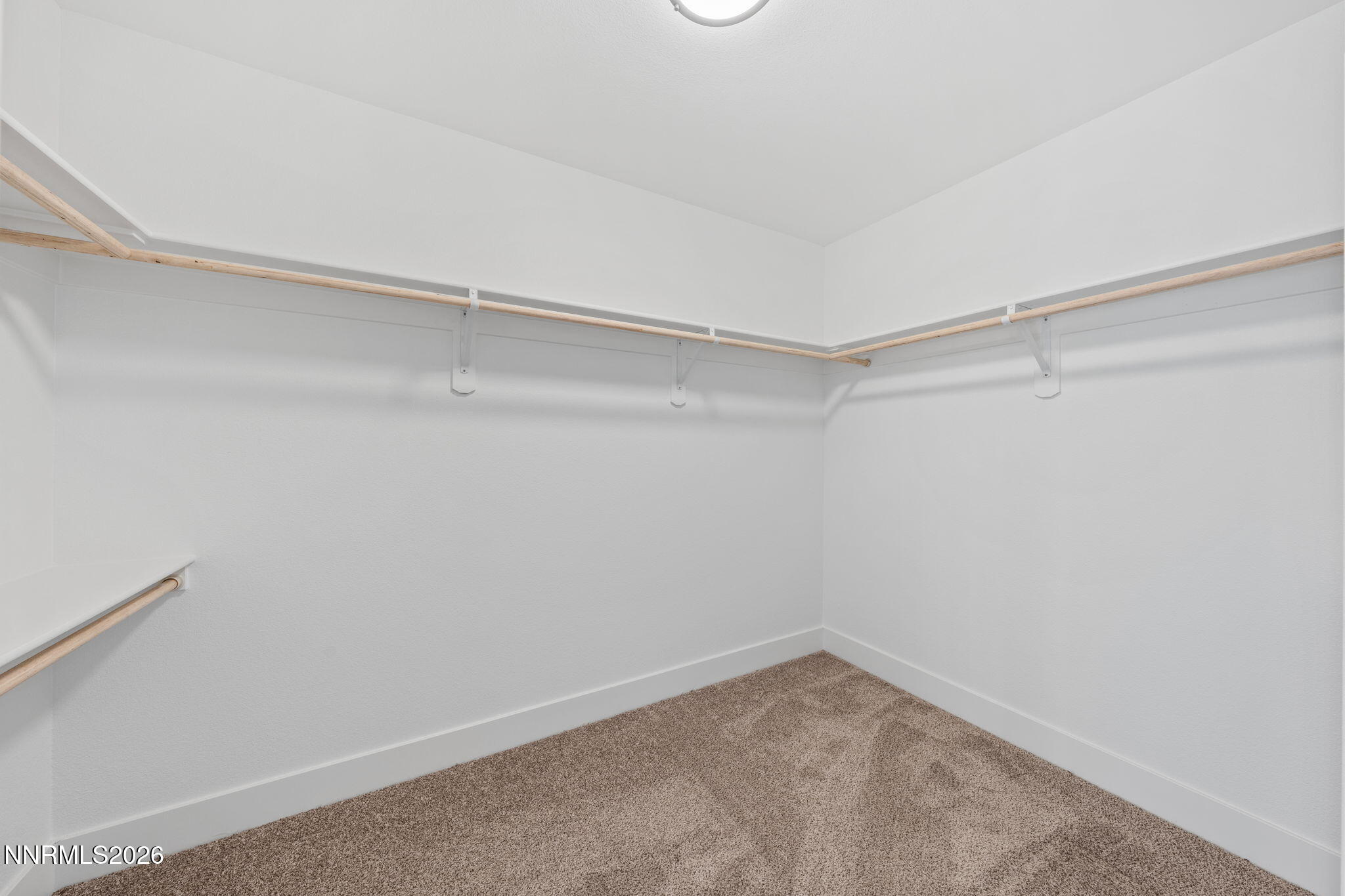 430 Emerald Court Property Photo 22