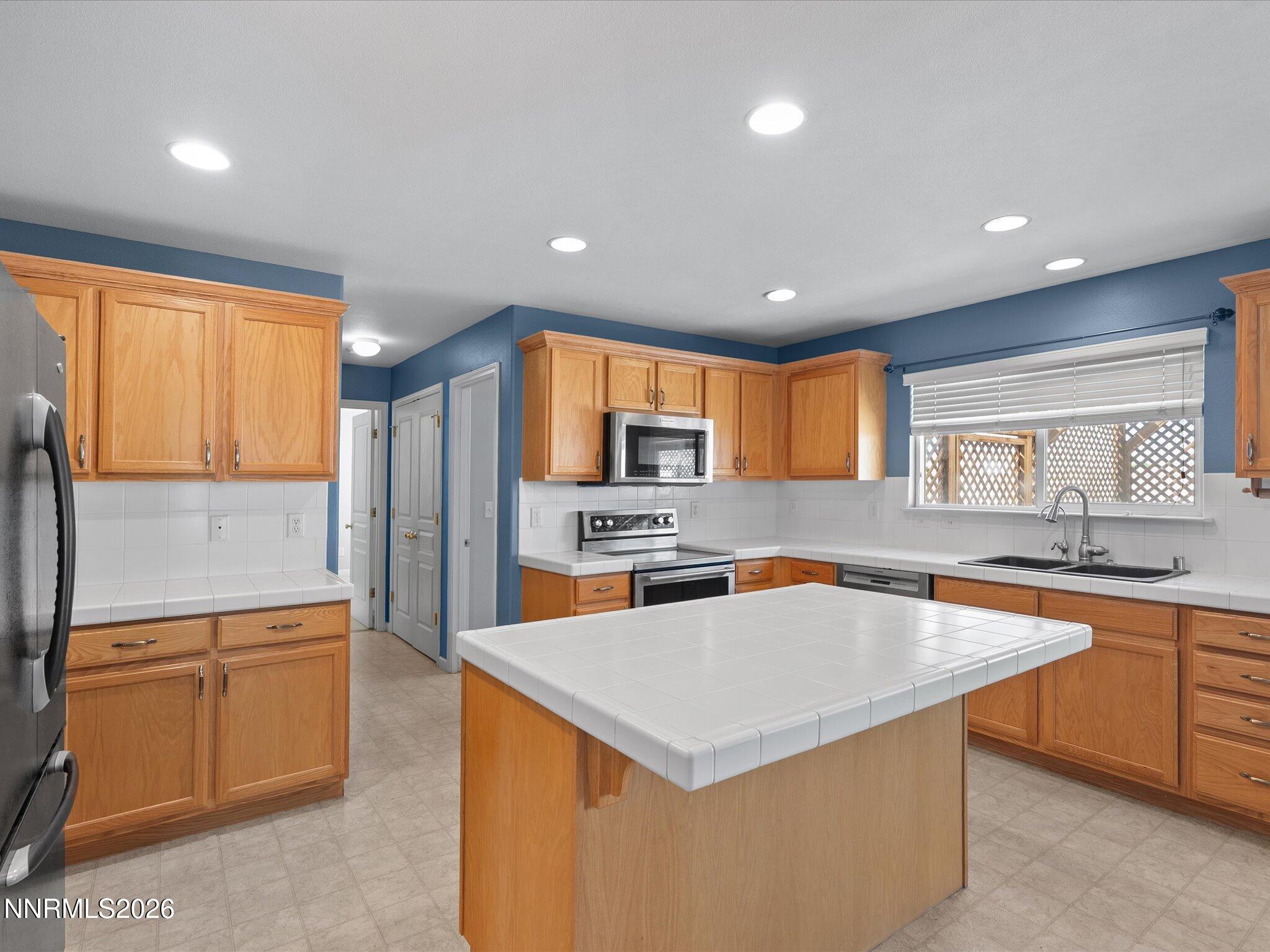 1358 White Bluffs Circle Property Photo 14