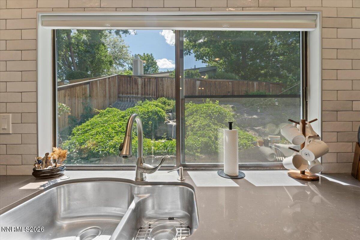 6311 Windy Meadow Drive Property Photo 21