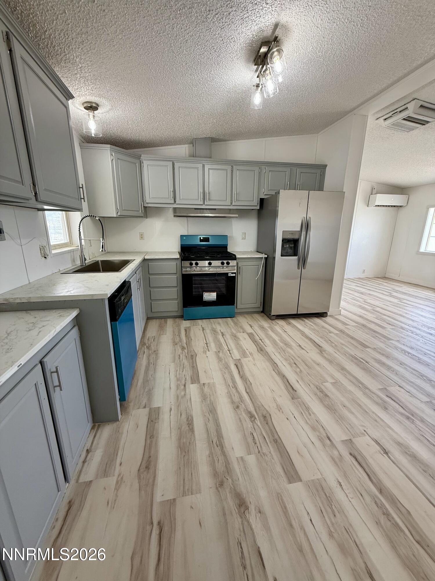 6120 Katrina Drive Property Photo 4