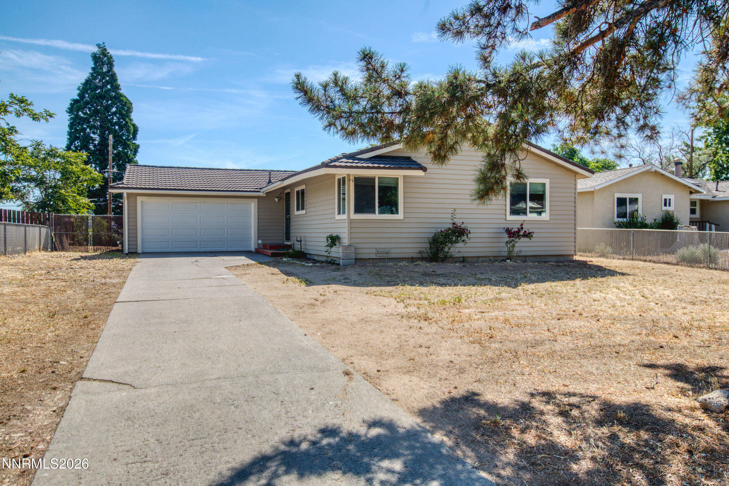 7740 Yorkshire Drive Property Photo 2