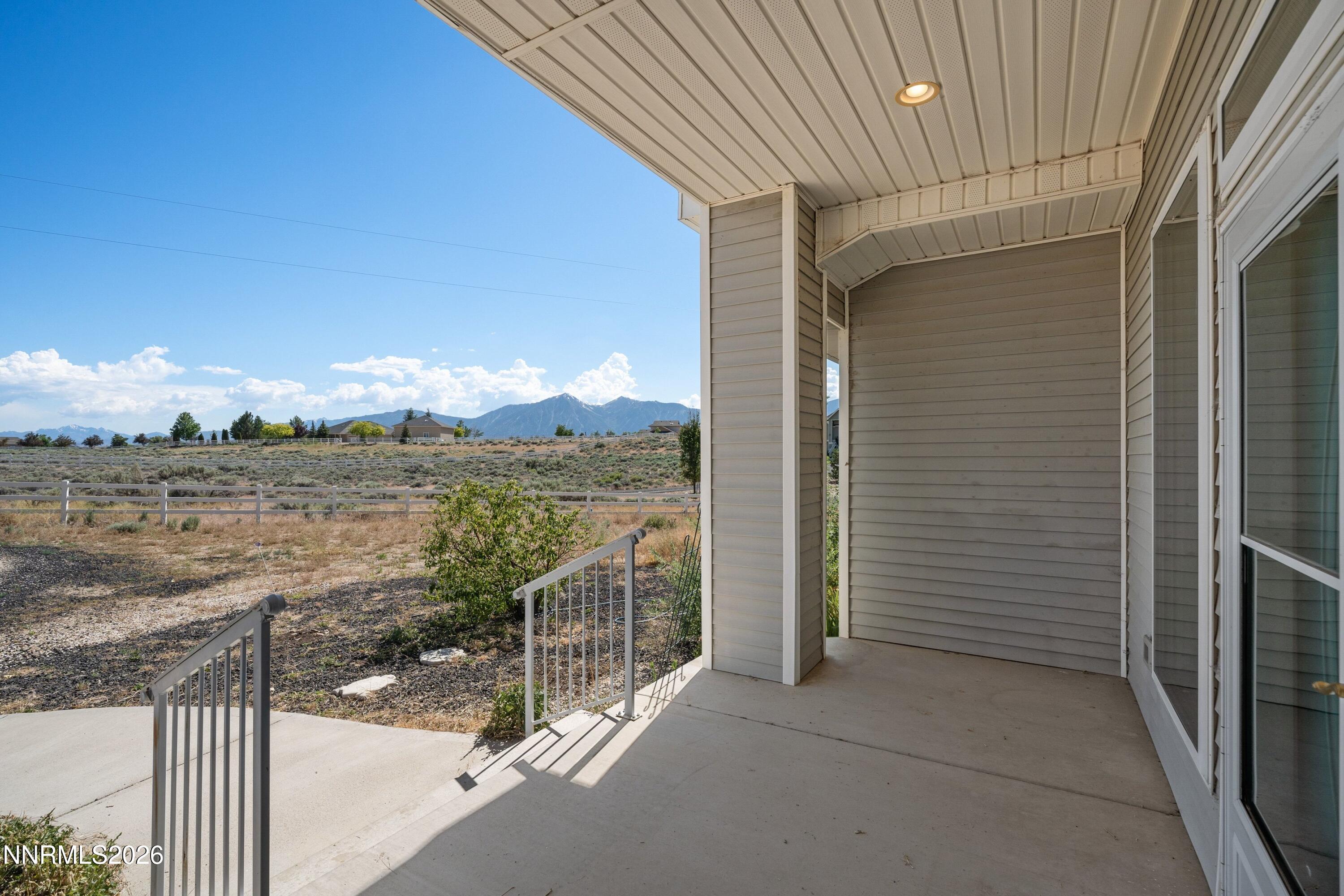 1618 Heron Cove Court Property Photo 3