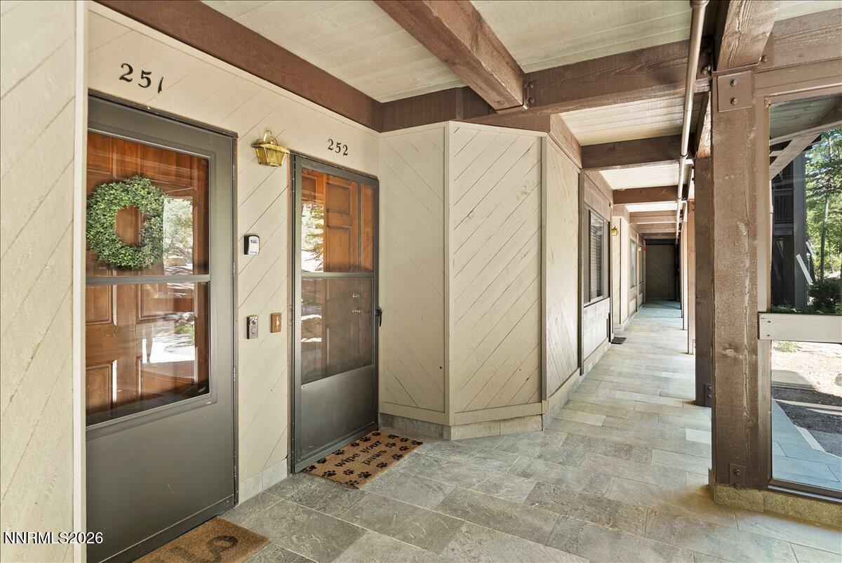 333 Ski Way Unit 252 Property Photo 6