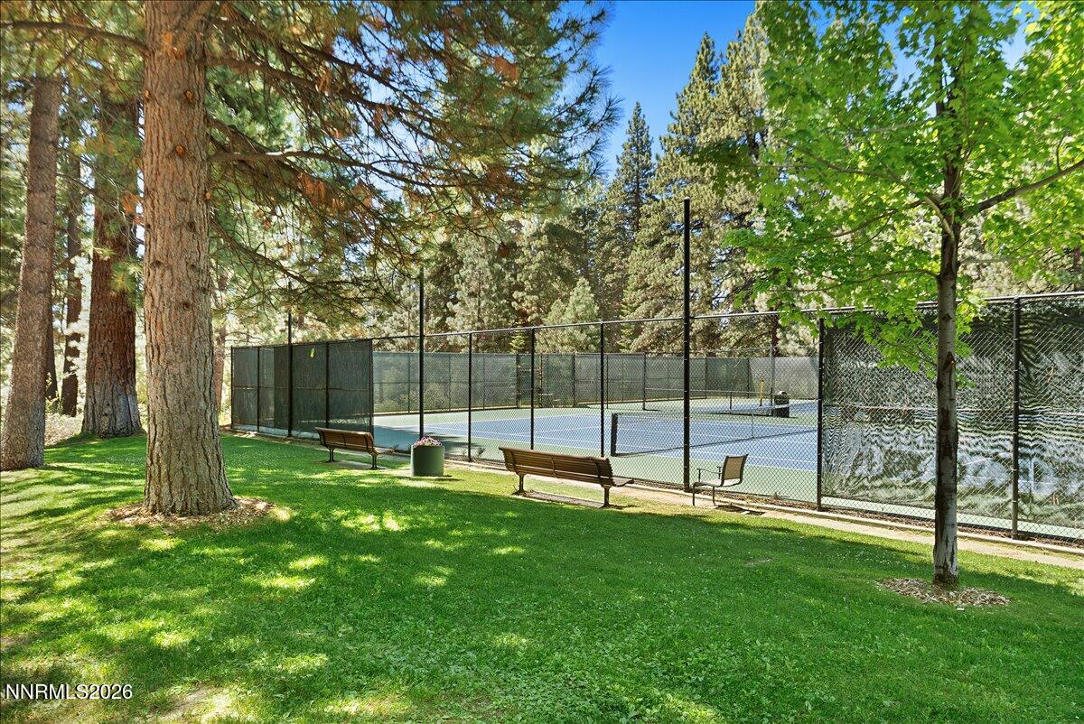 333 Ski Way Unit 252 Property Photo 32