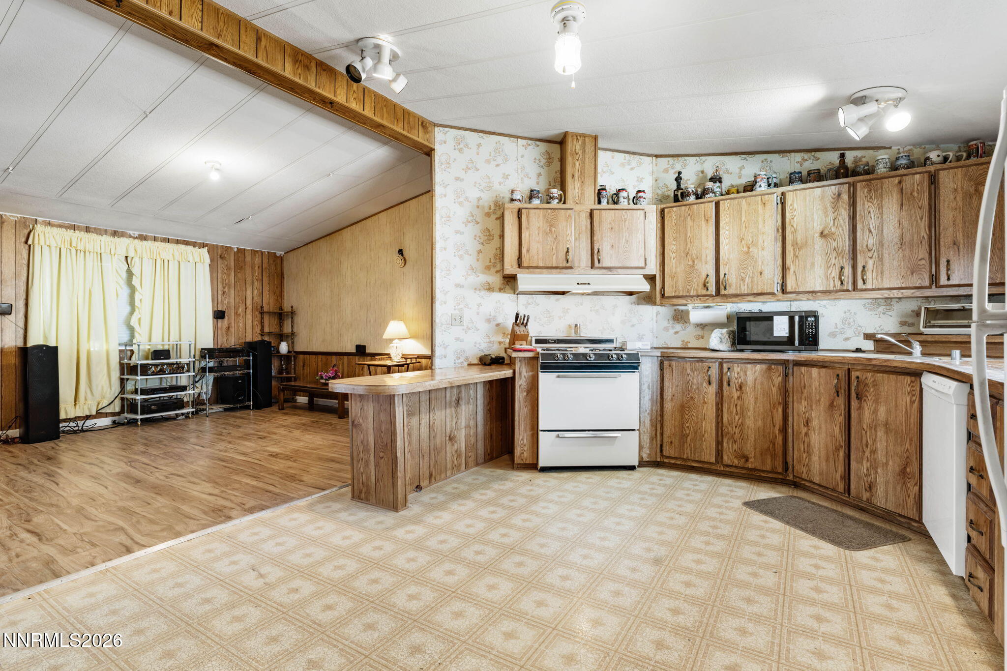11255 Stallion Springs Circle Property Photo 6