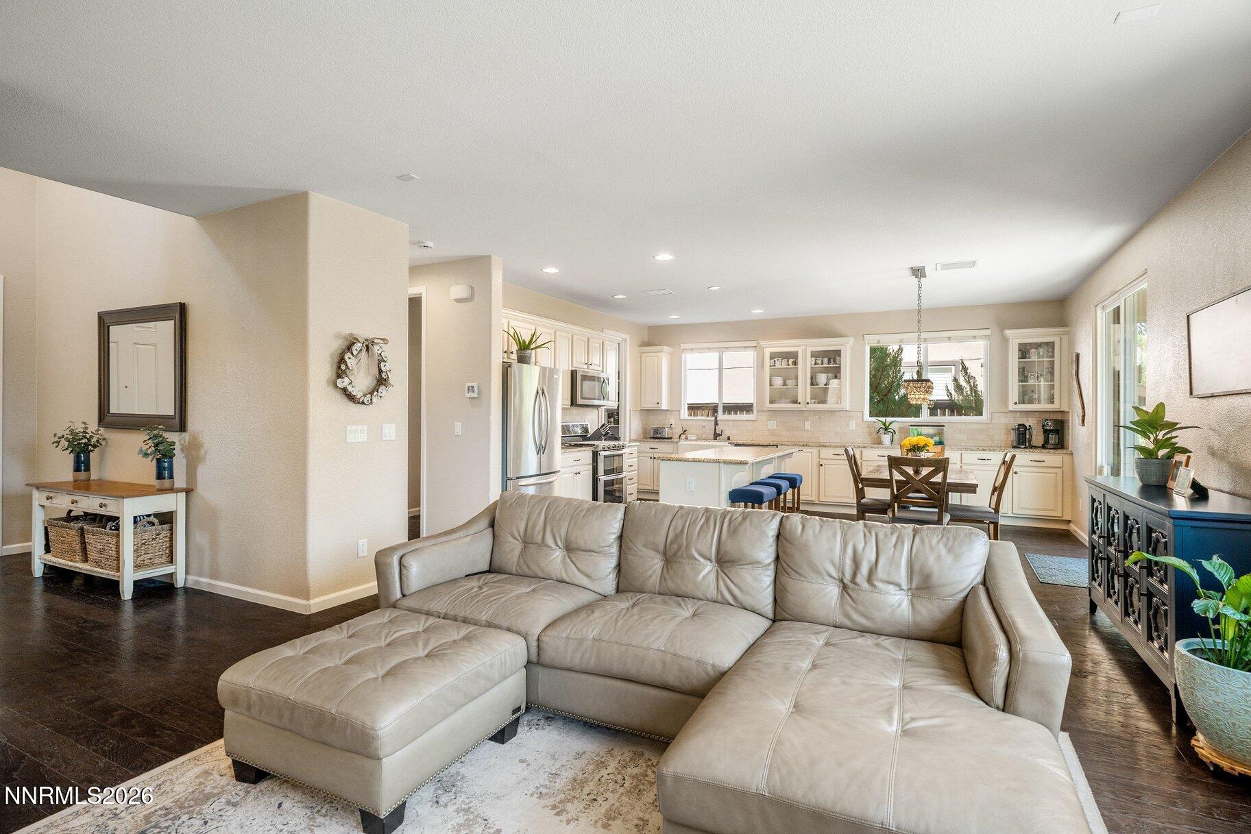 2960 Show Jumper Lane Property Photo 6